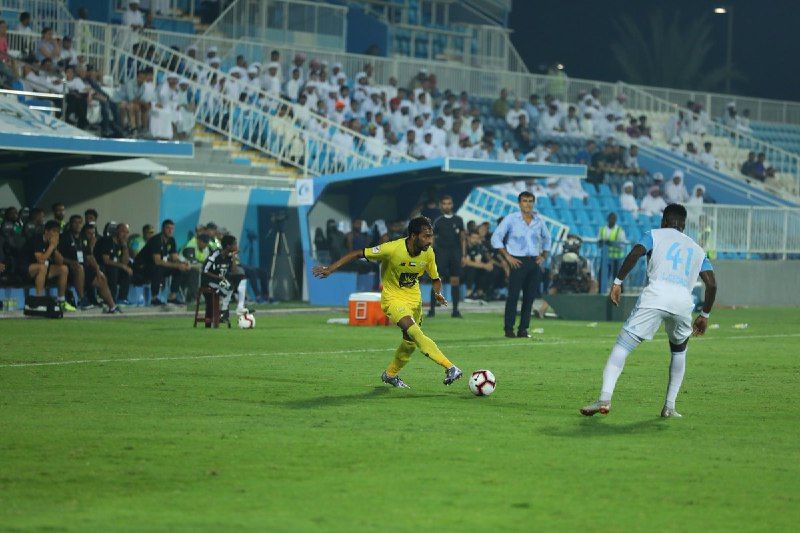 الدوري الإماراتي