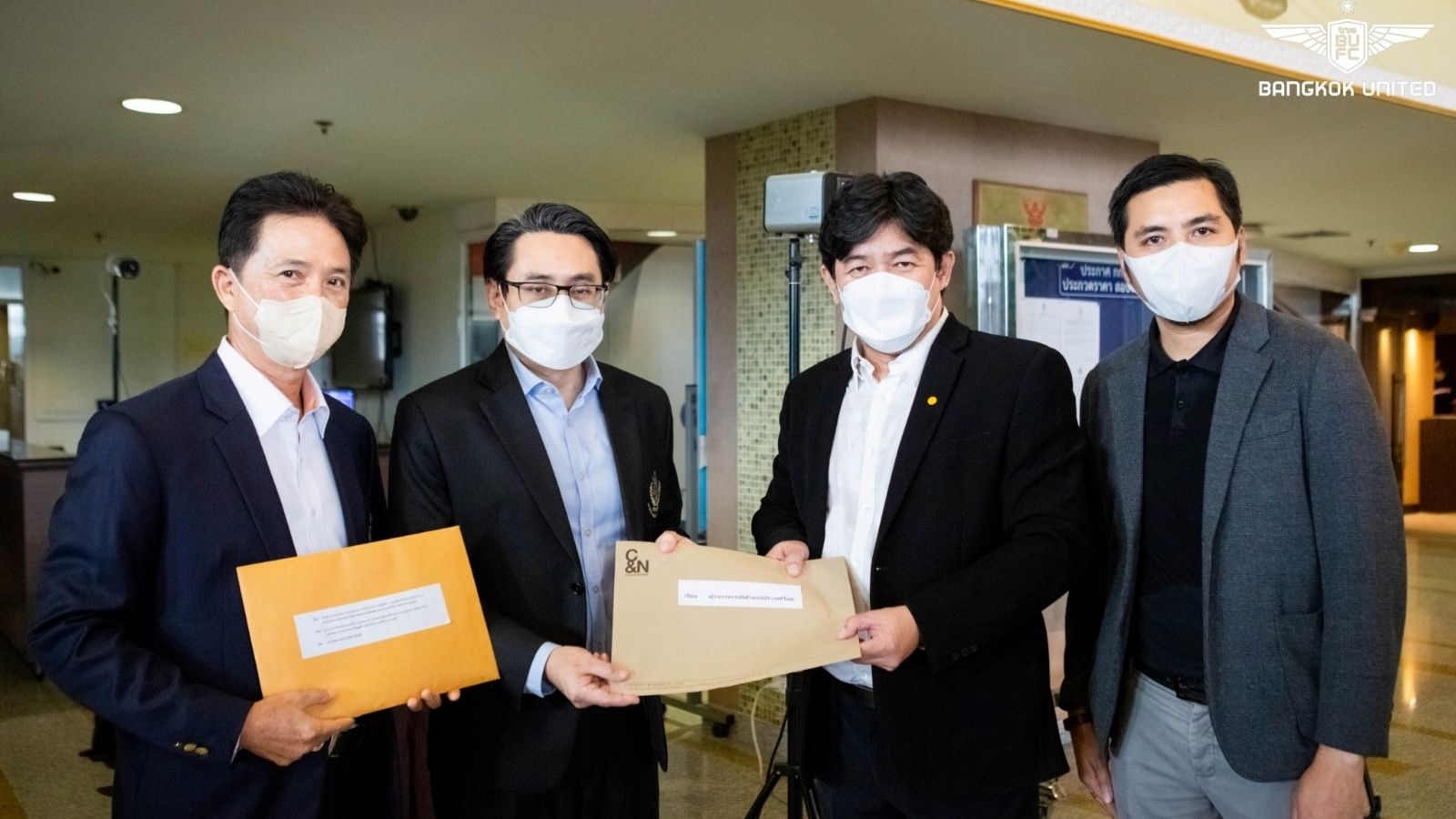 ทรู แบงค็อก ยูไนเต็ด, เมืองทอง ยูไนเต็ด