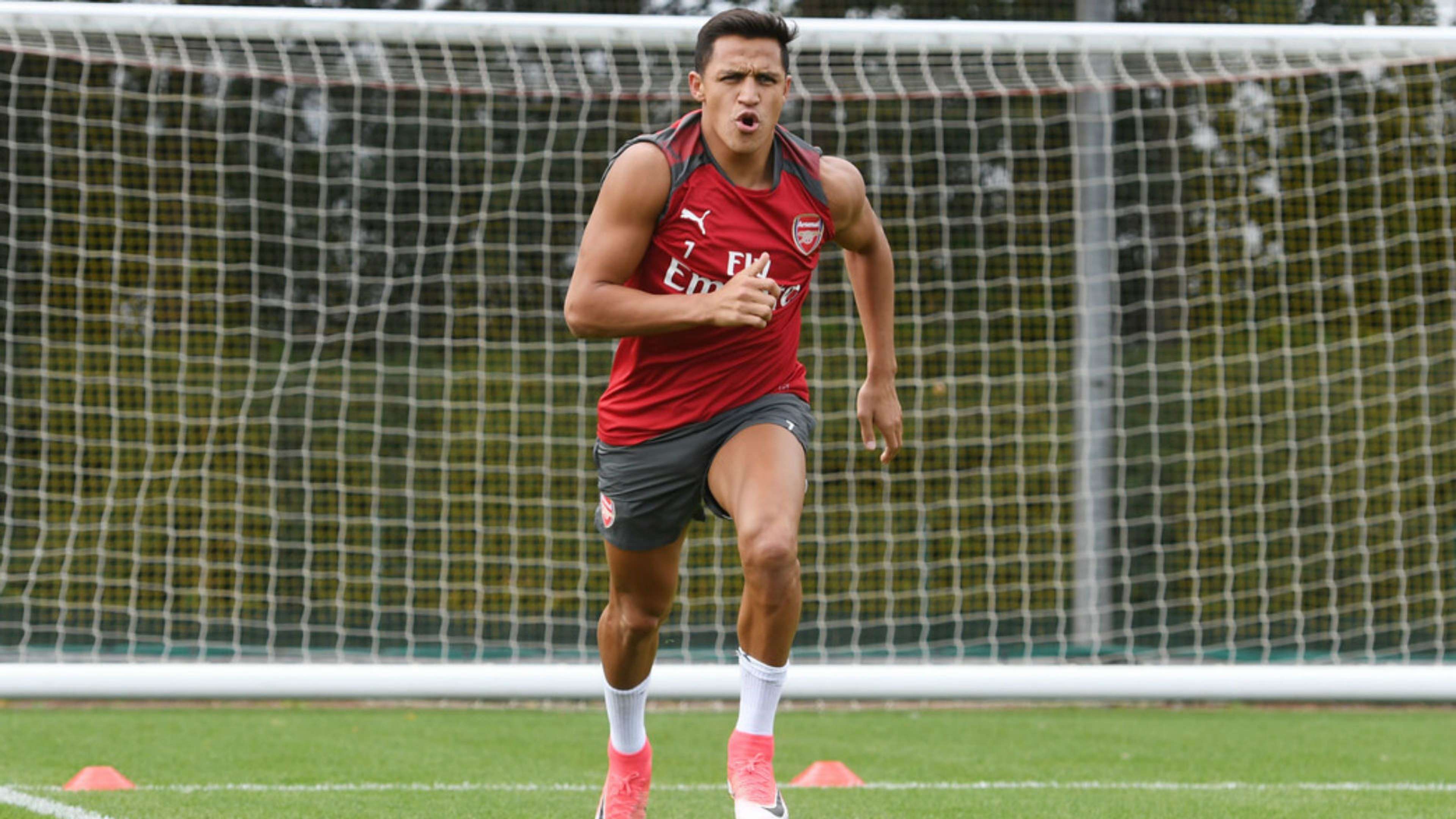 Primer entrenamiento de Alexis Sánchez en Arsenal 01082017