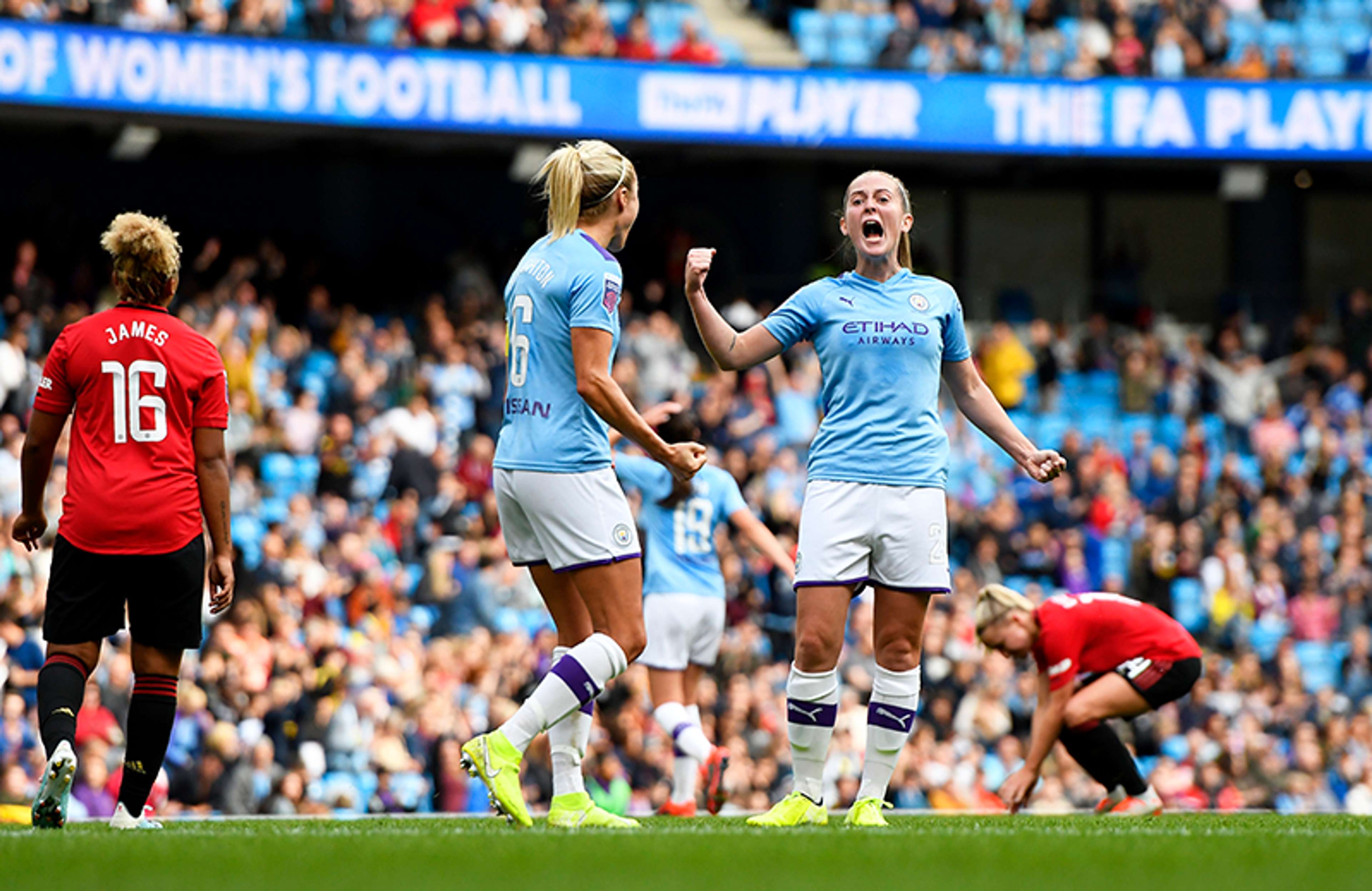 Keira Walsh Steph Houghton Manchester City Women 2019