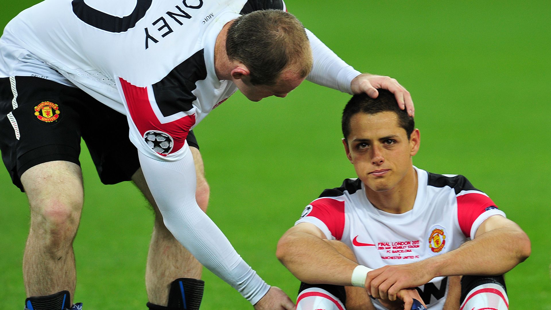 Wayne Rooney Javier Hernandez Manchester United 2011