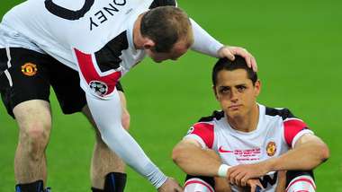 Wayne Rooney Javier Hernandez Manchester United 2011