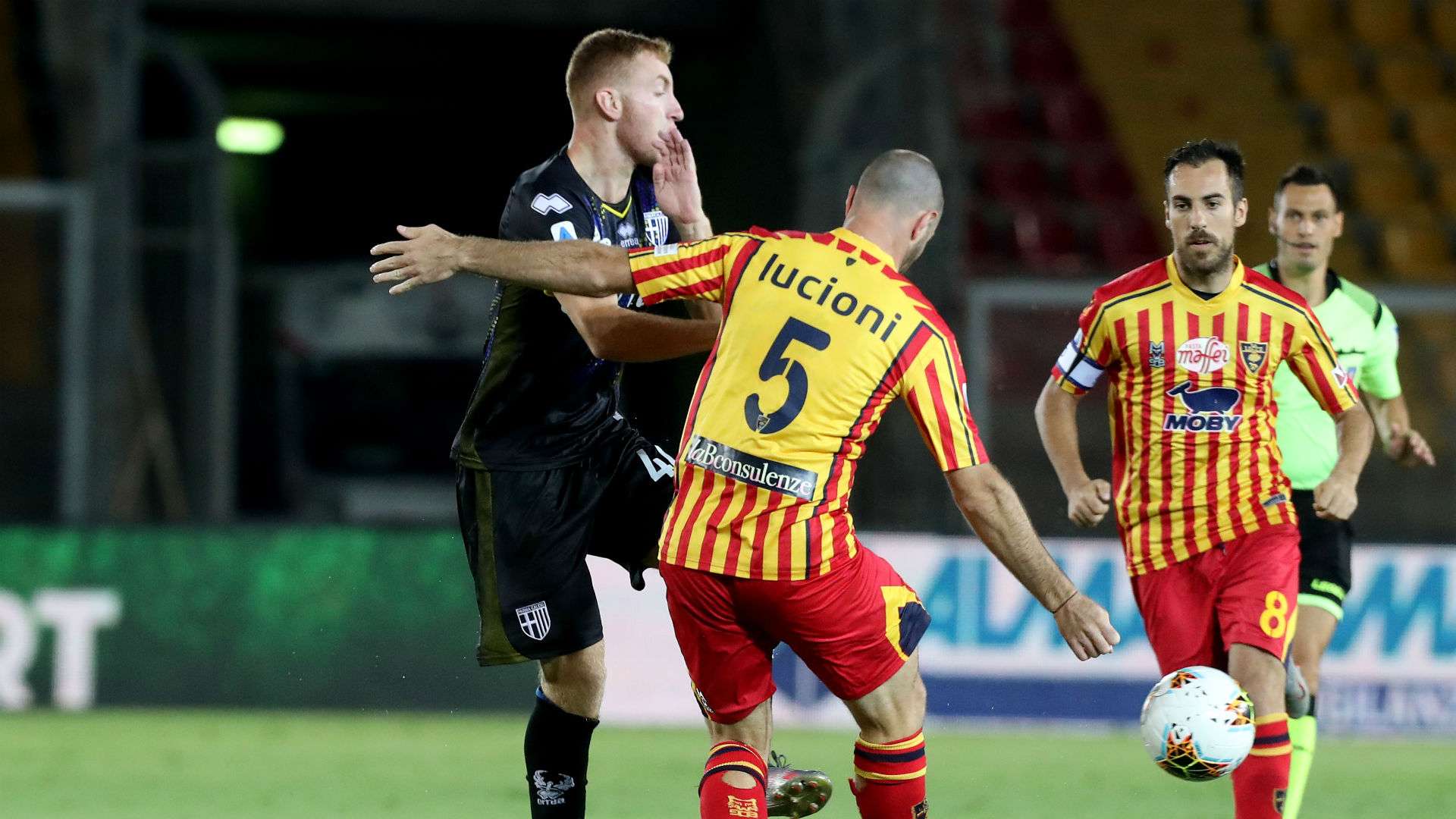 Andrea Lucioni Dejan Kulusevski Lecce Parma