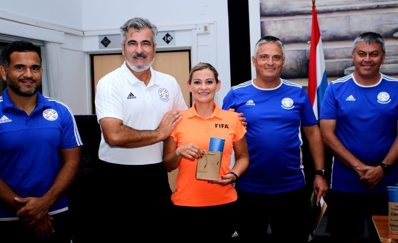 Elizondo Paraguay (Paraguay) 01-08-20 (1)