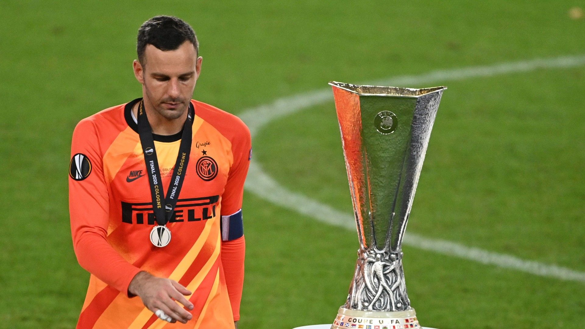 2020-08-22-handanovic