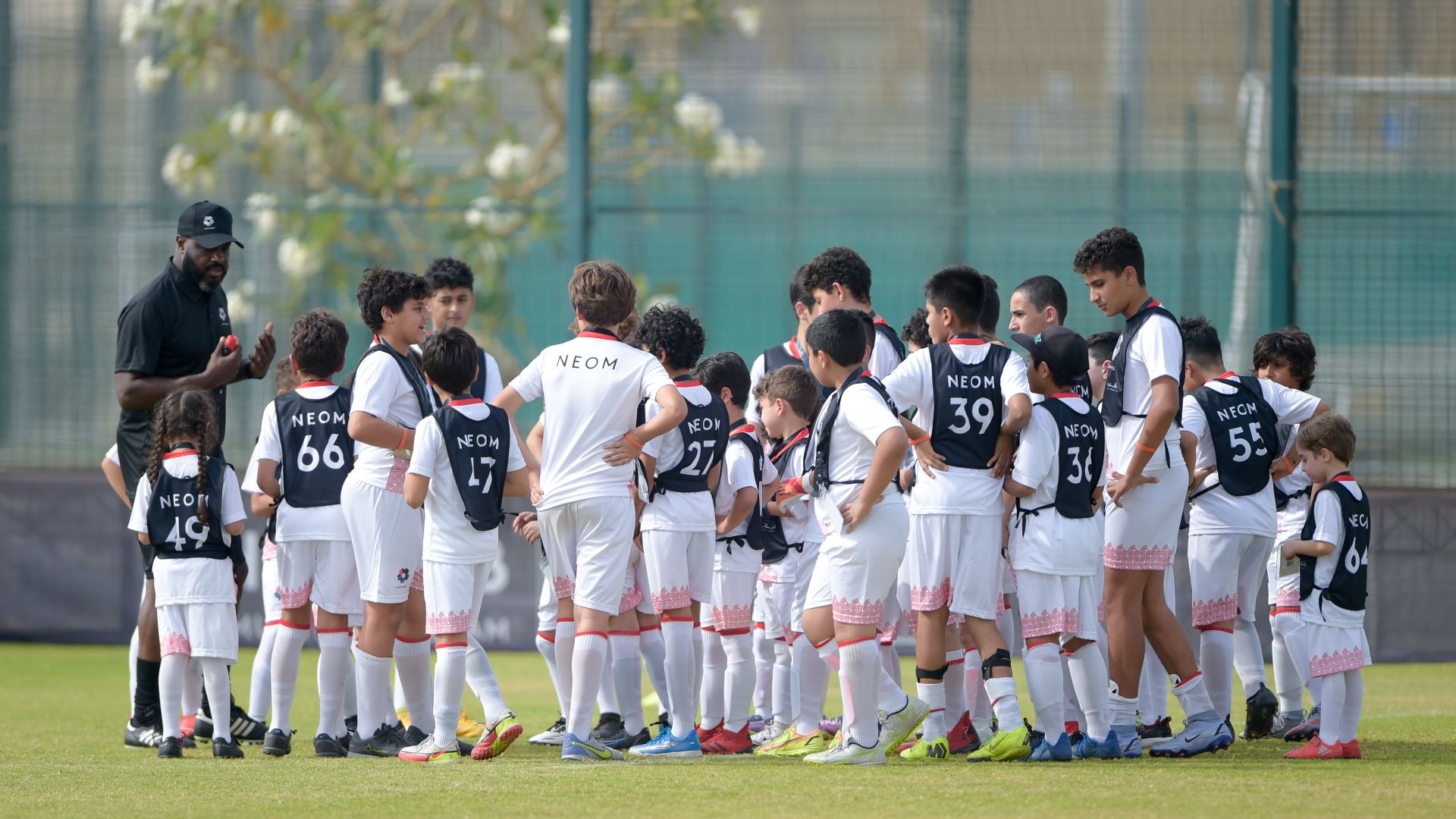 NEOM Shuhub Community Program 