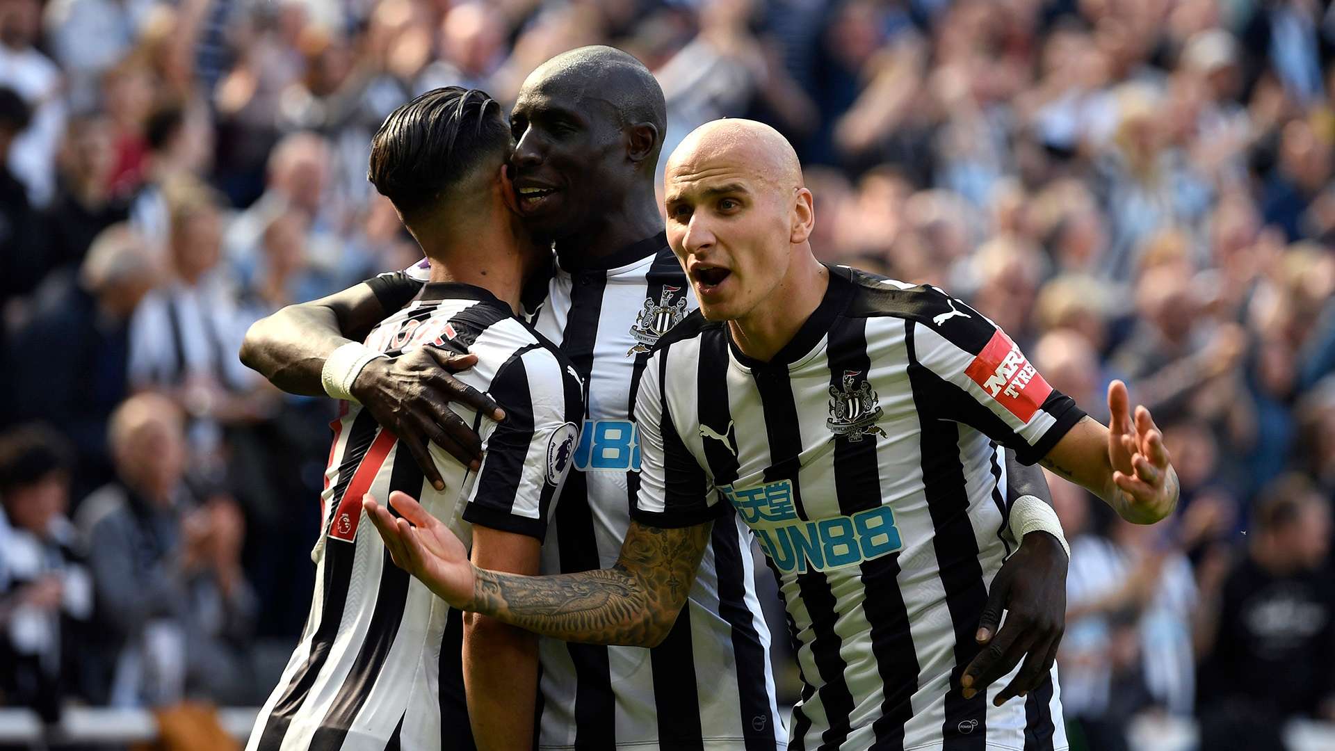 Jonjo Shelvey Ayoze Perez Newcastle United Chelsea Premier League 13052018