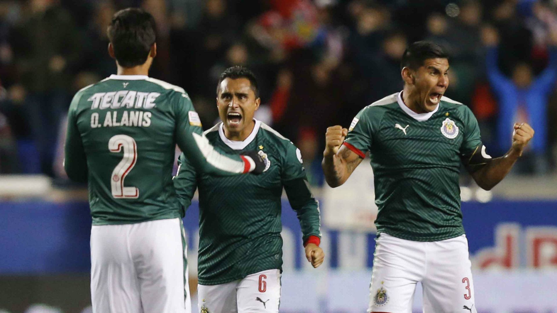 Chivas Oswaldo Alanís Edwin Hernández Carlos Salcido 100318