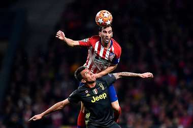 Diego Godin vs Mario Mandzukic