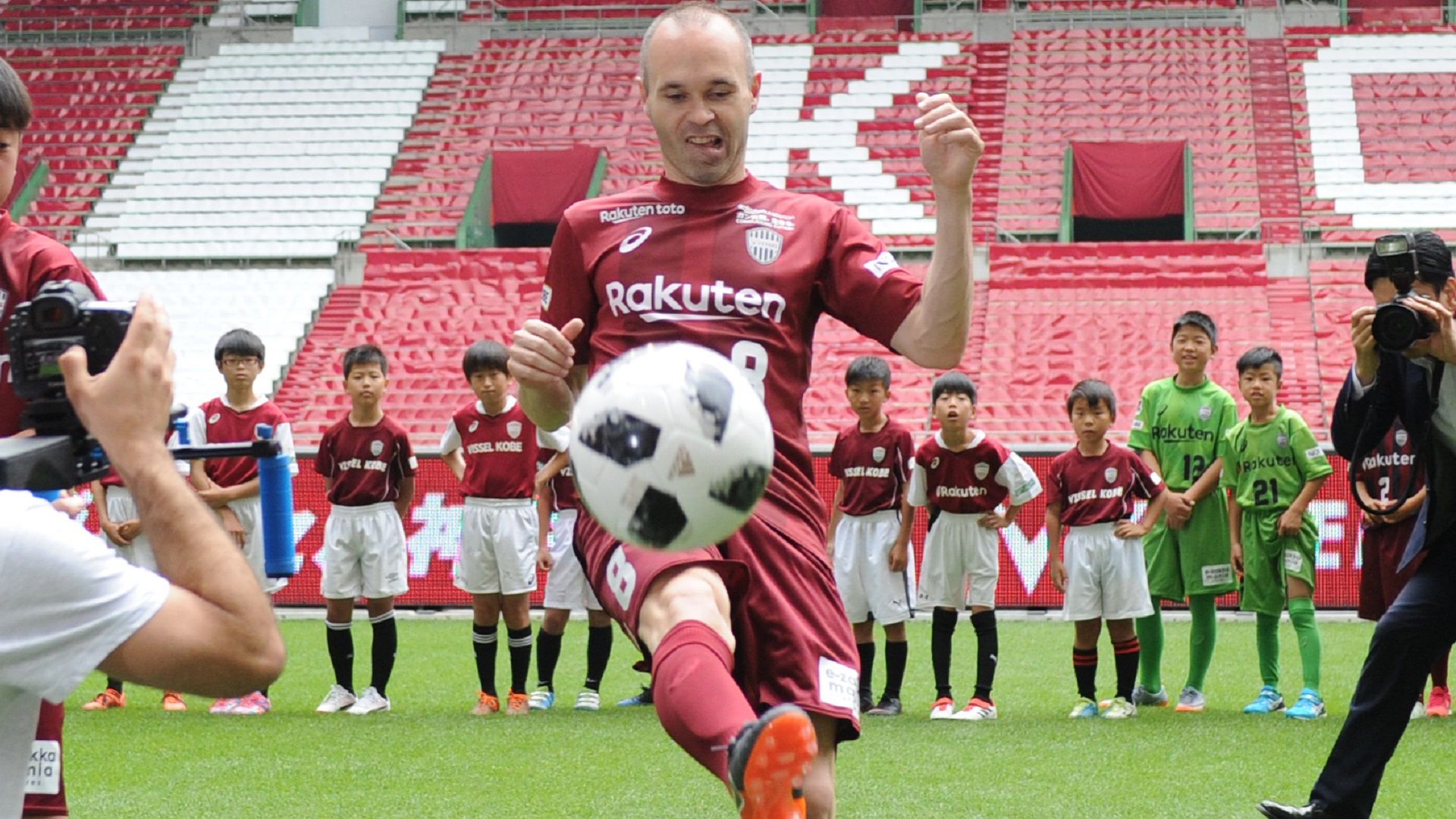 2018-05-26 Iniesta Kobe