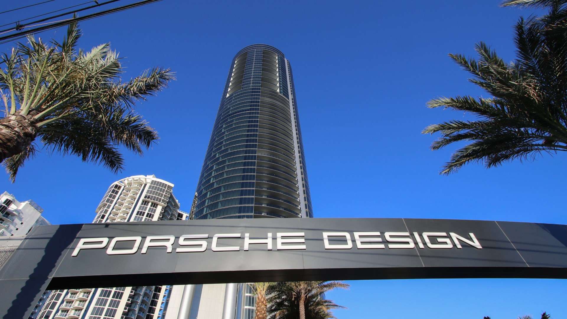 Porsche Design Tower