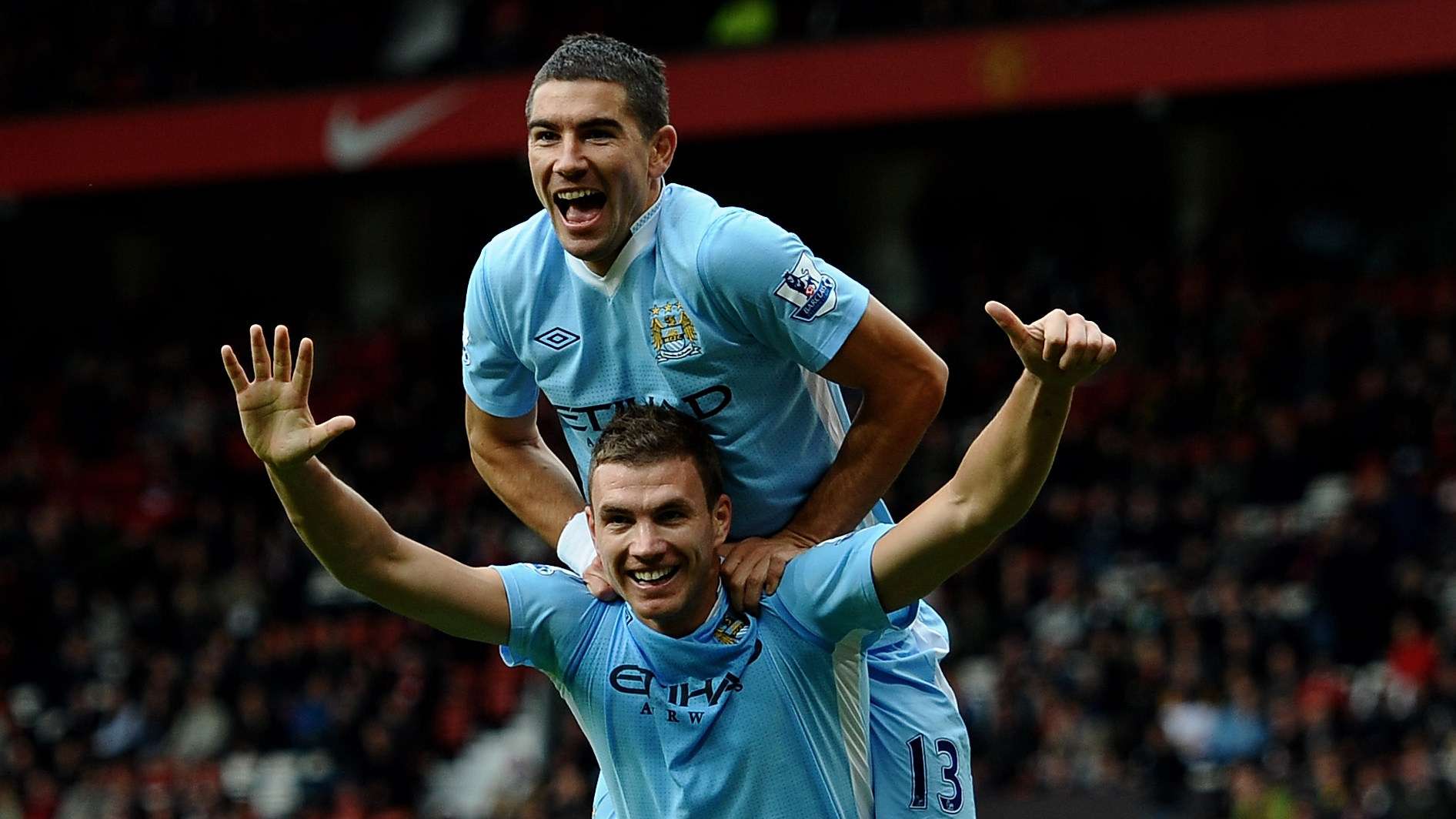 Edin Dzeko Manchester City United 2011