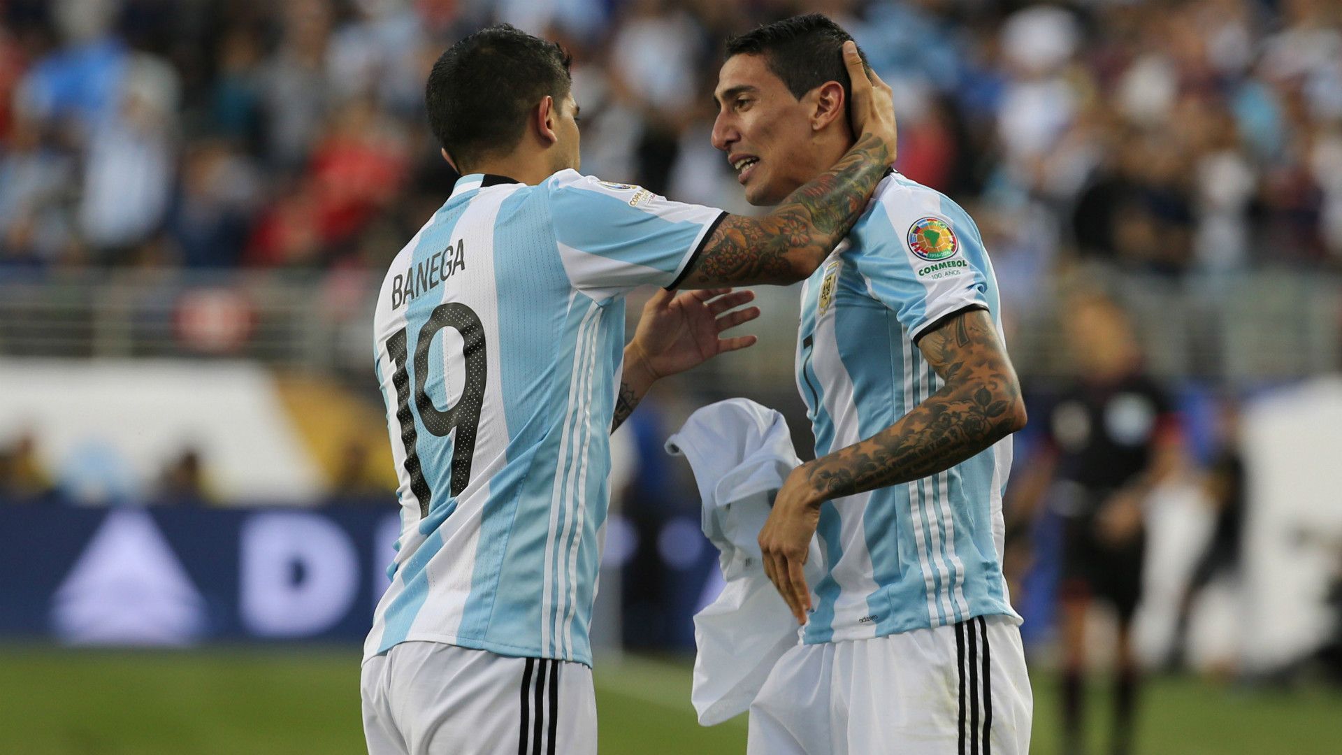 Ever Banega Angel Di Maria Argentina Chile Group D Copa America Centenario 06062016