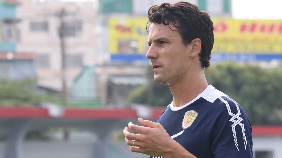 Rodrigo Possebon tập ngày đầu cùng CLB TP.HCM 14/1