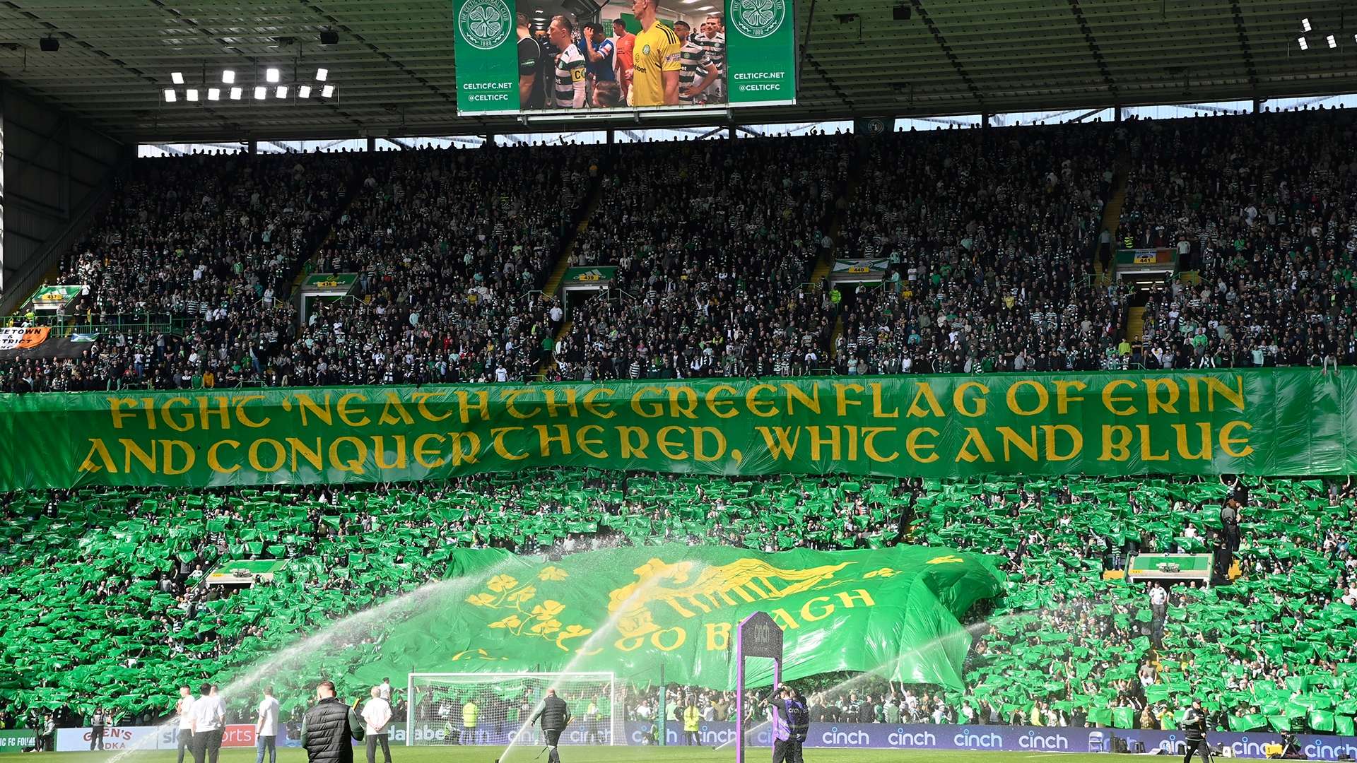 Celtic Rangers tifo 2022-23