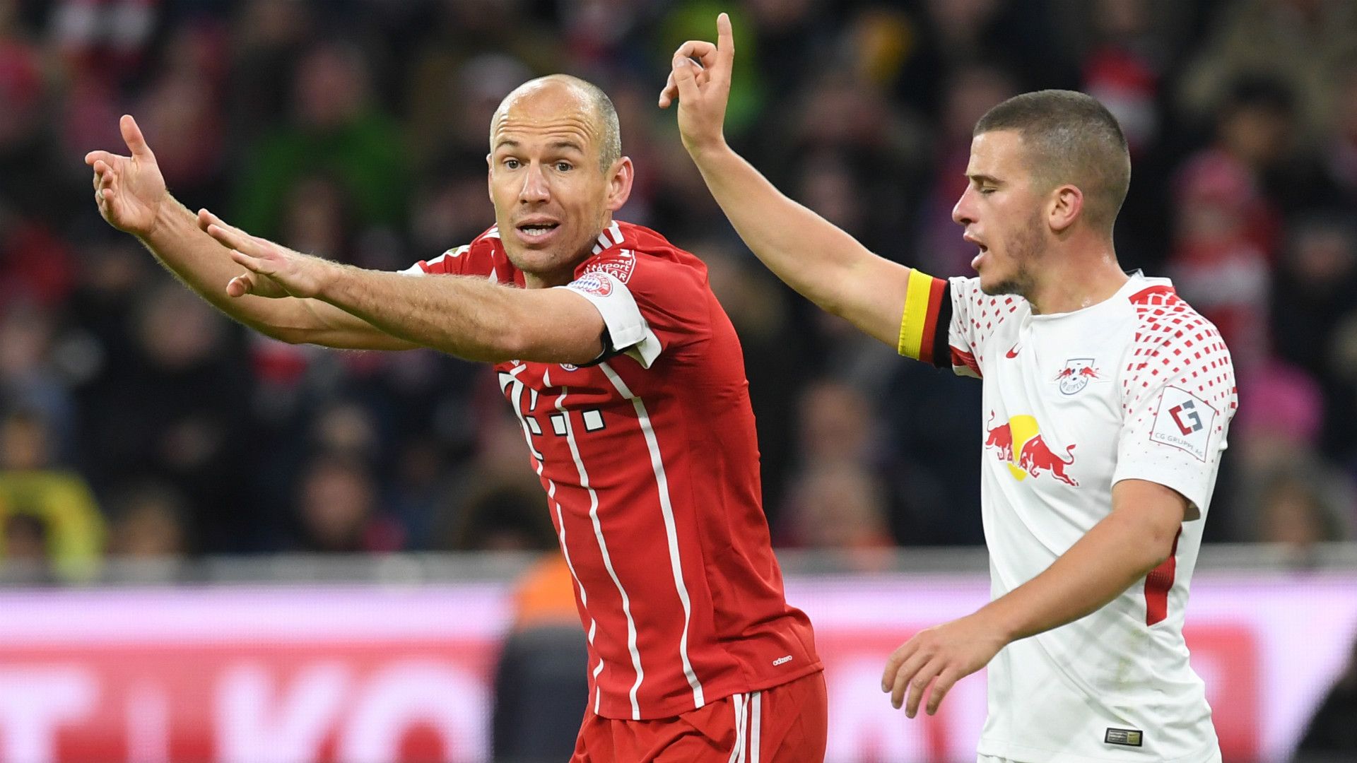 ARJEN ROBBEN BAYERN MÜNCHEN DIEGO DEMME RB LEIPZIG GERMAN BUNDESLIGA 28102017