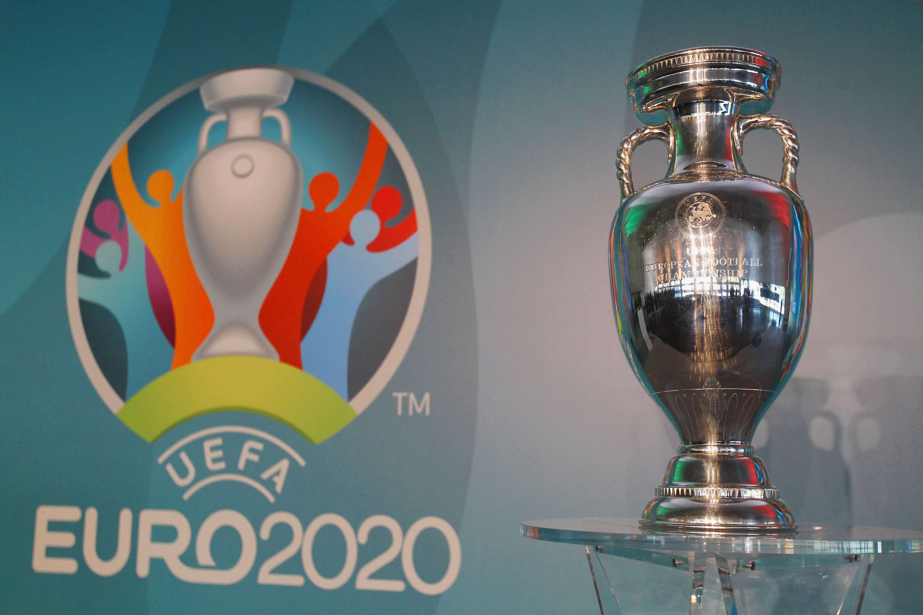 UEFA EURO 2020 Logo Pokal