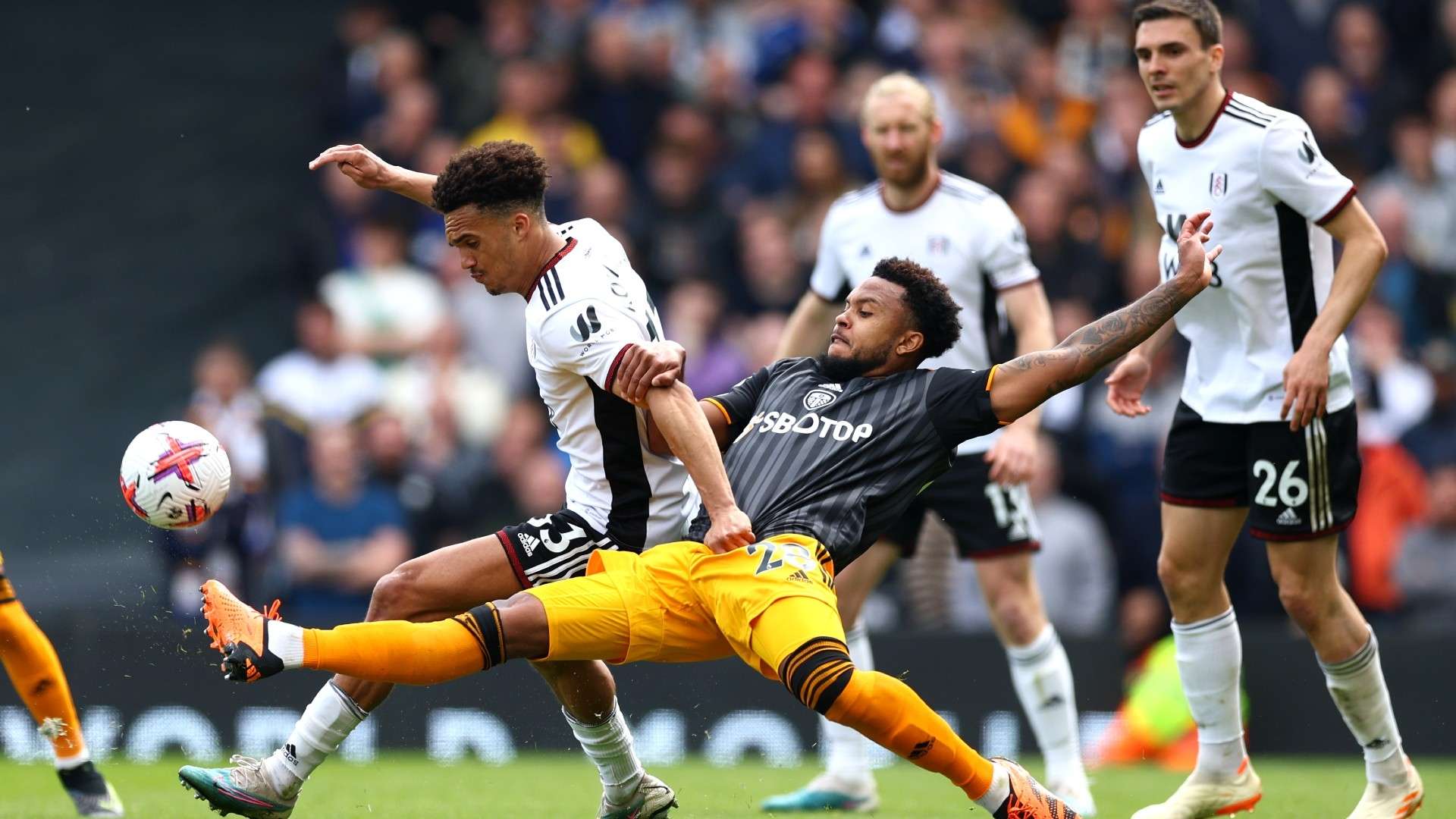 Weston McKennie Leeds 2022-23