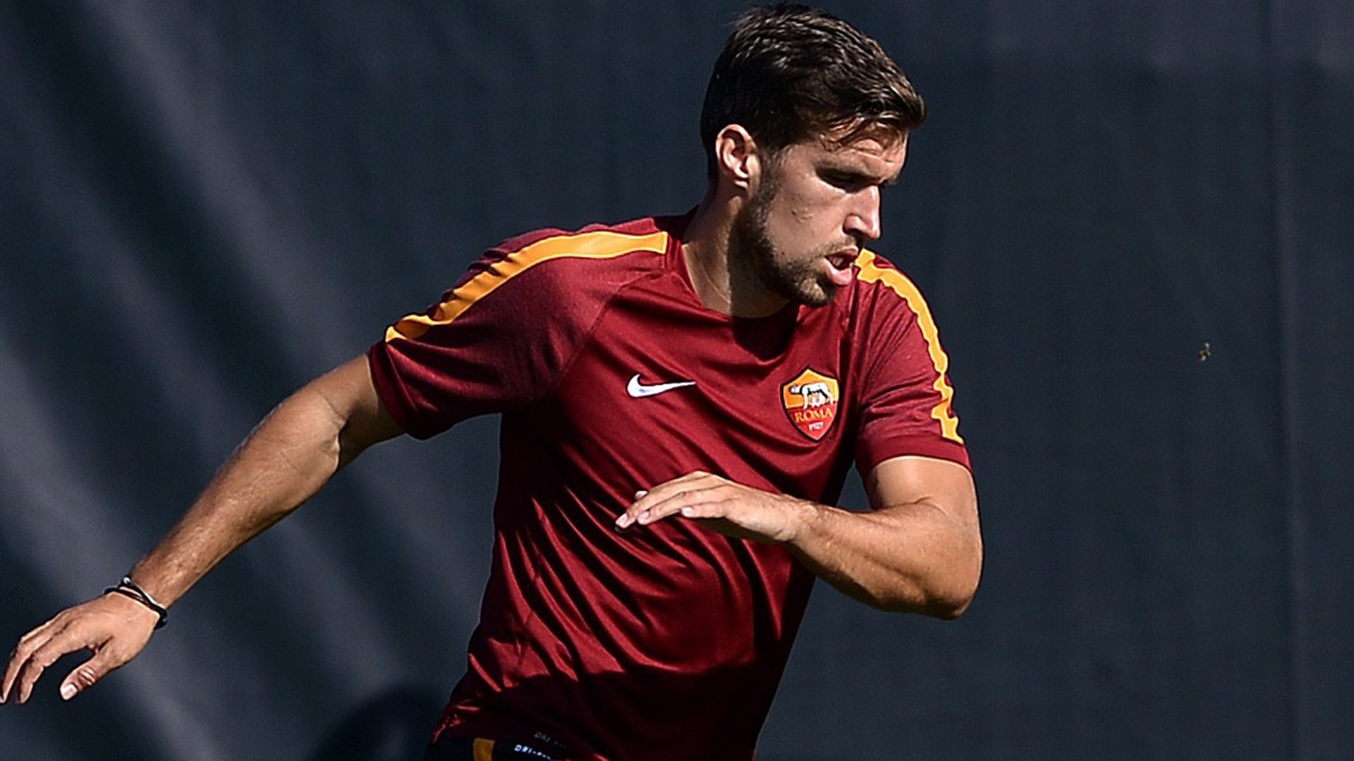 Kevin Strootman Roma training