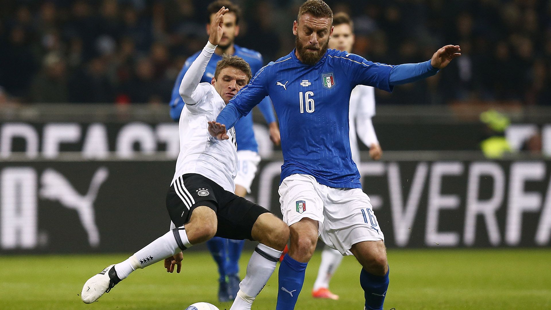De Rossi Muller Italy Germany