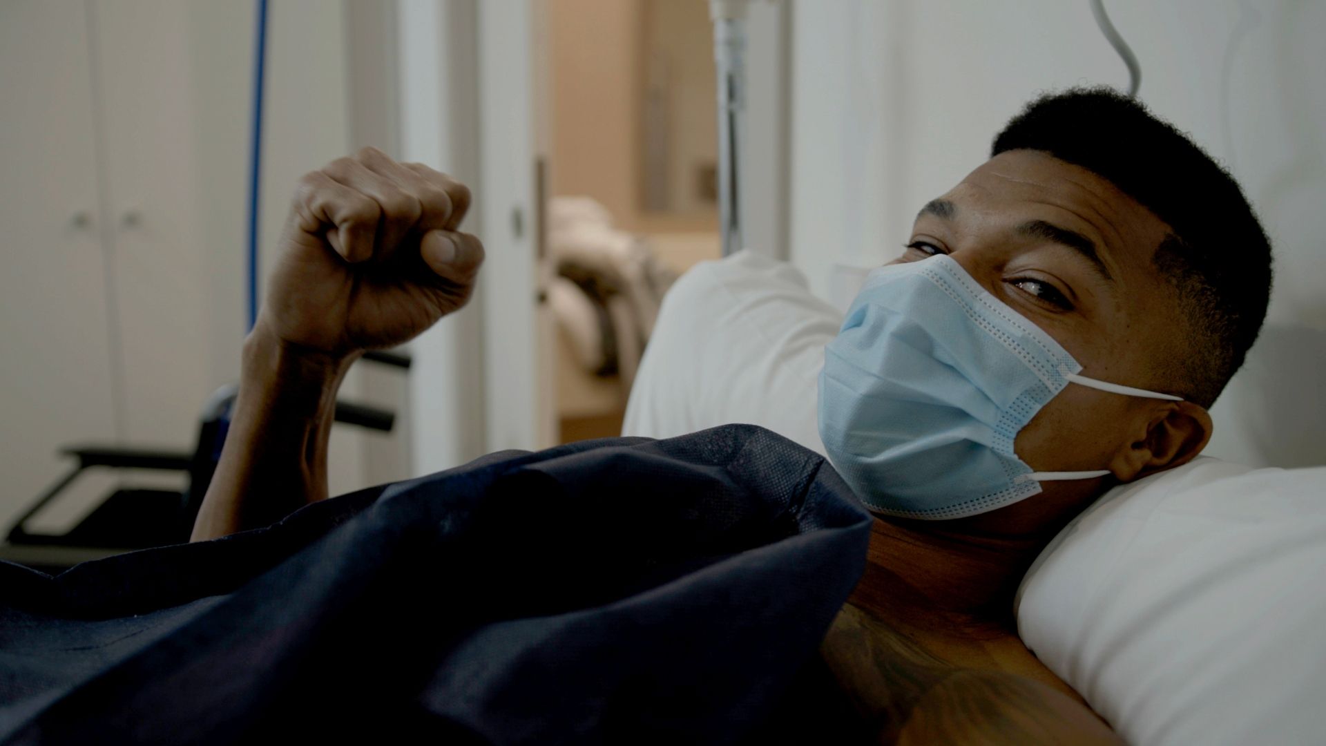 Reinildo Mandava operado