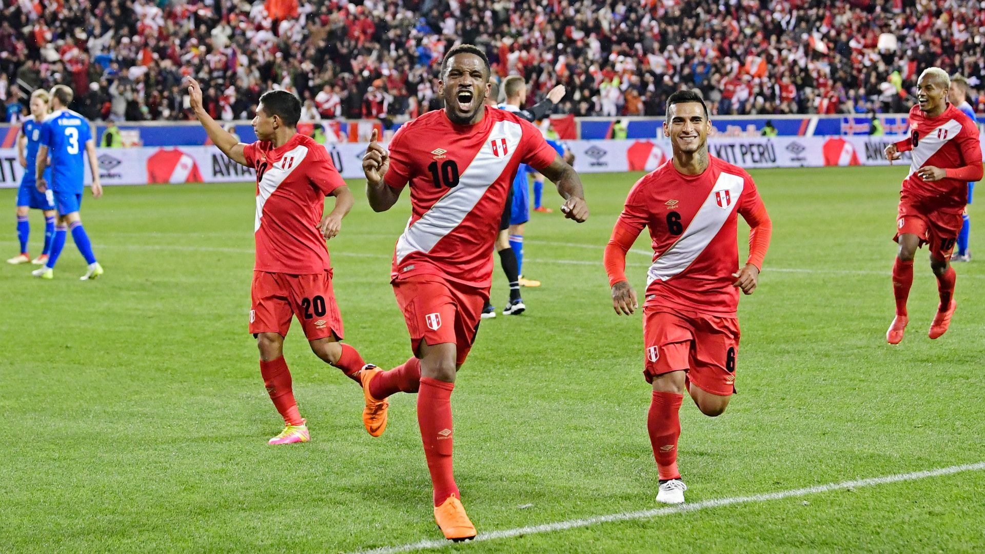 Jeferson Farfán Perú