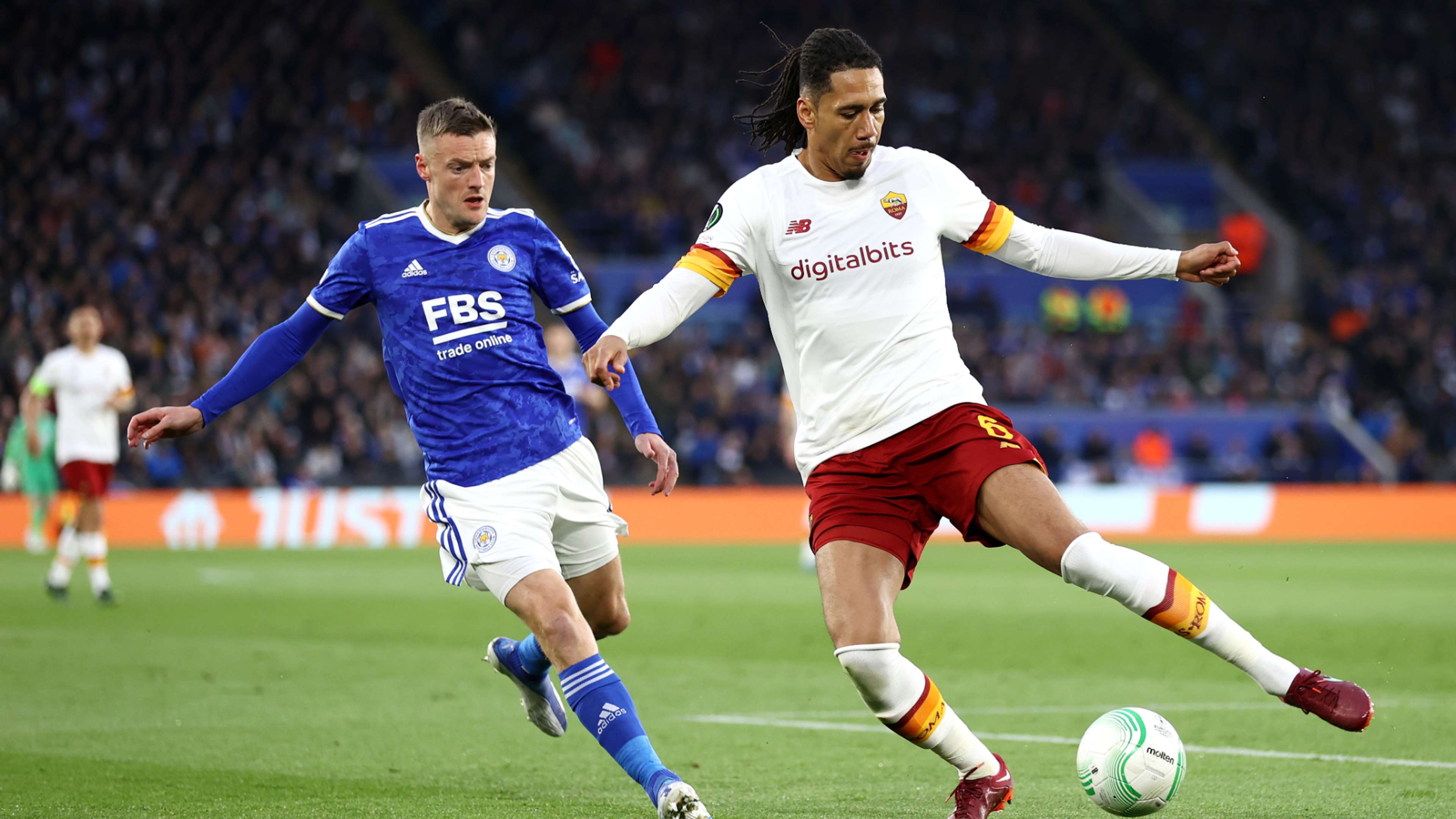 Jamie Vardy Chris Smalling Leicester City Roma 2021-22
