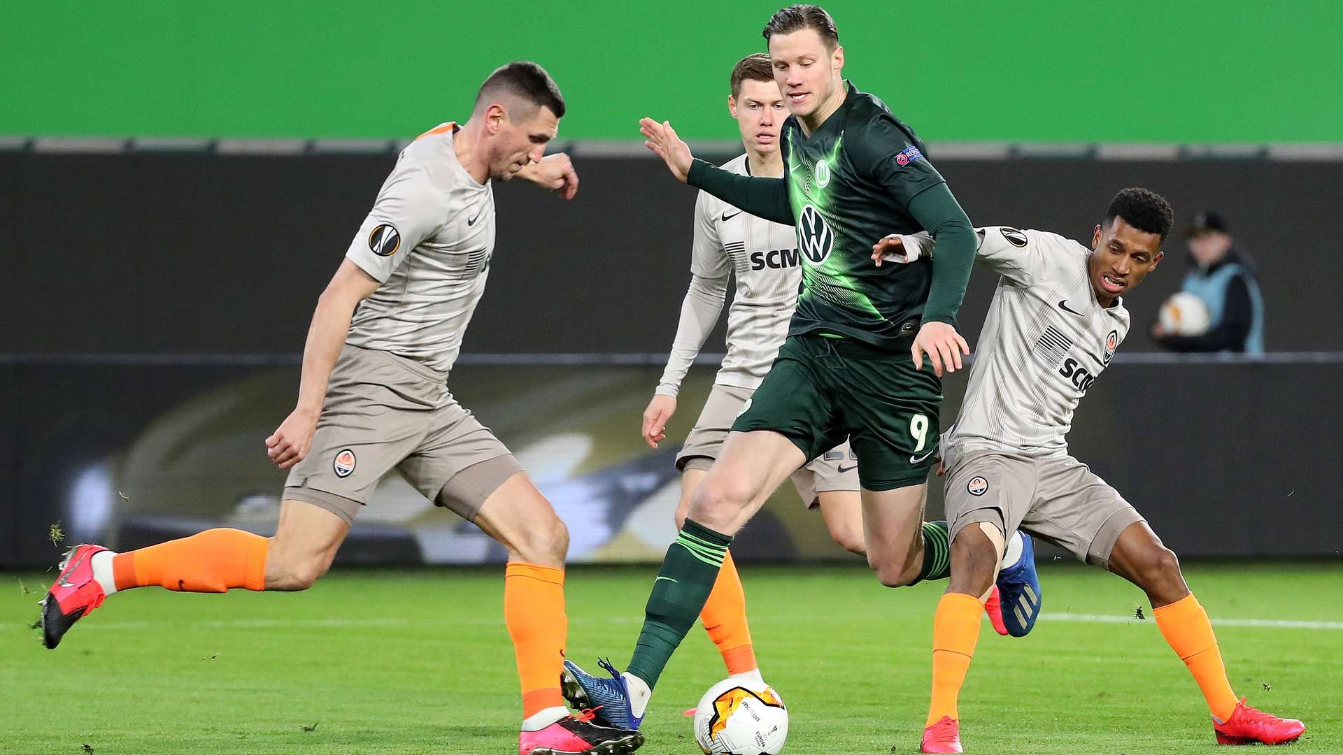 Wout Weghorst VfL Wolfsburg Shachtjor Donezk Europa League 2020