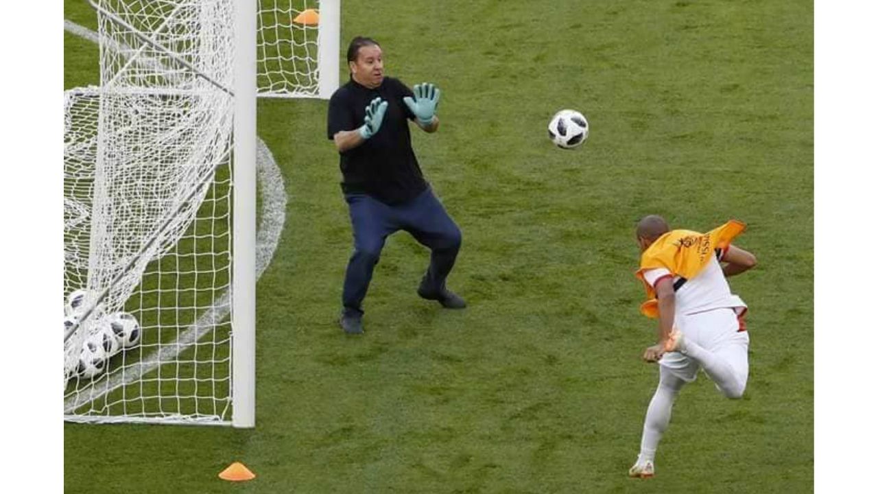 Tunisia Manager standing as a goalkeeper