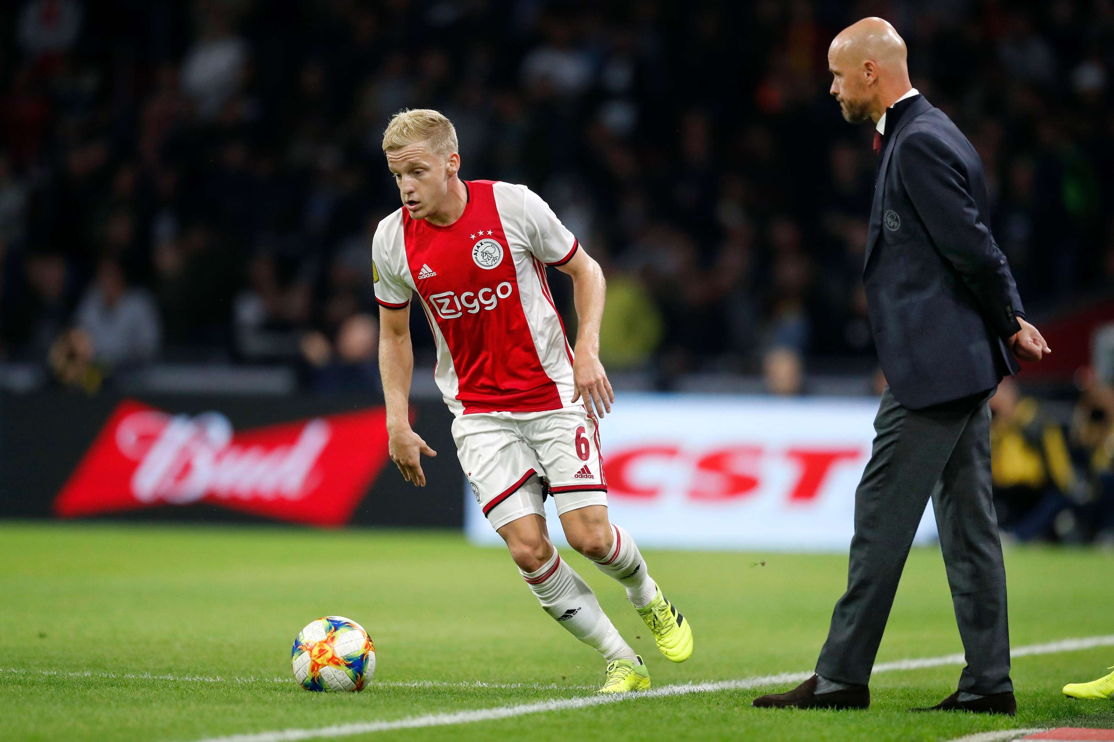 Van de Beek Ten Hag Ajax