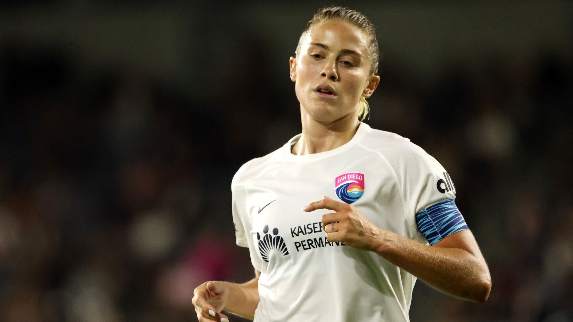 Abby Dahlkemper San Diego Wave 2022-23