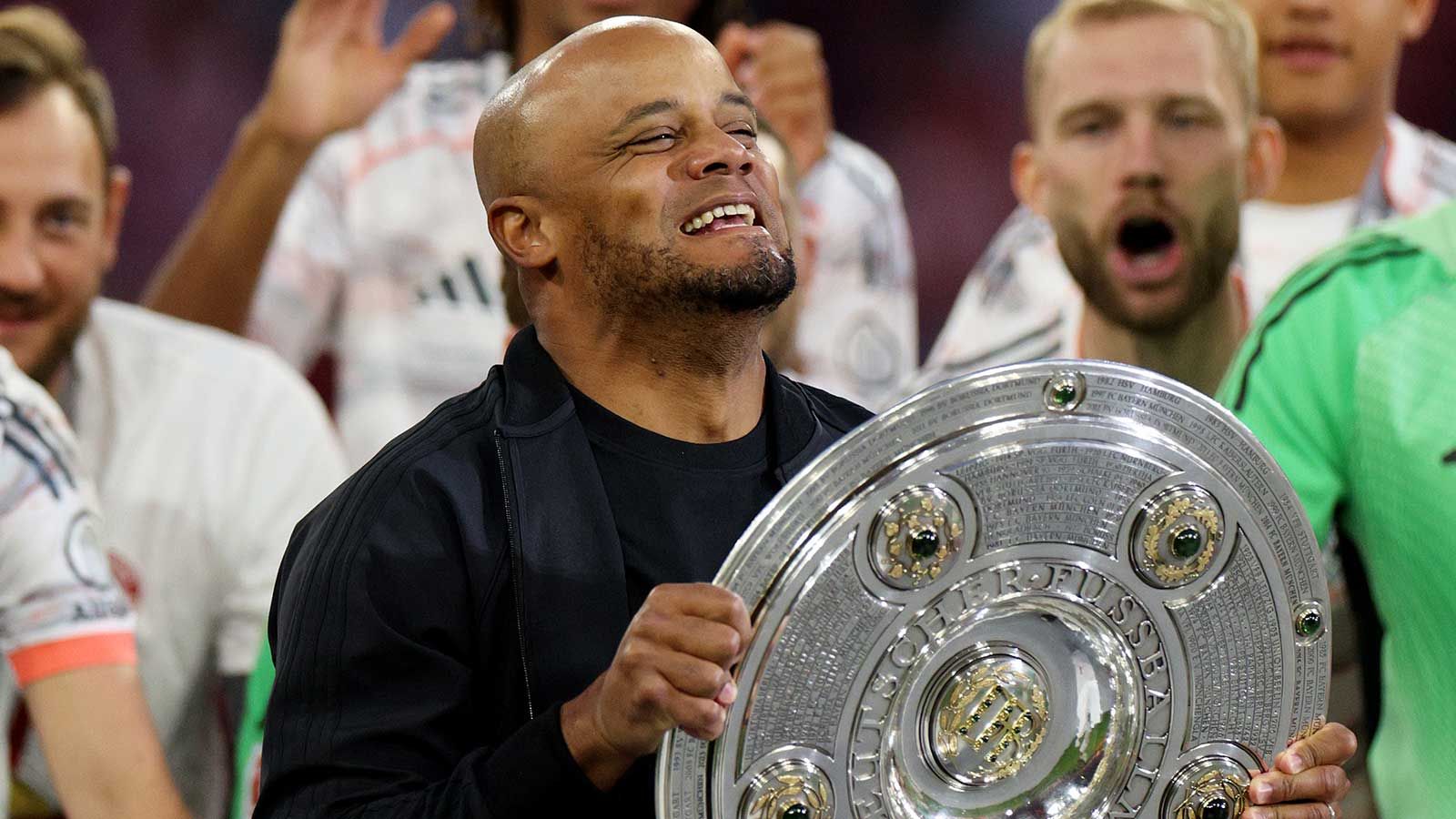 Er soll schon bei der Klub-WM dabei sein: FC Bayern München steht wohl kurz vor Verpflichtung von Bundesligastar