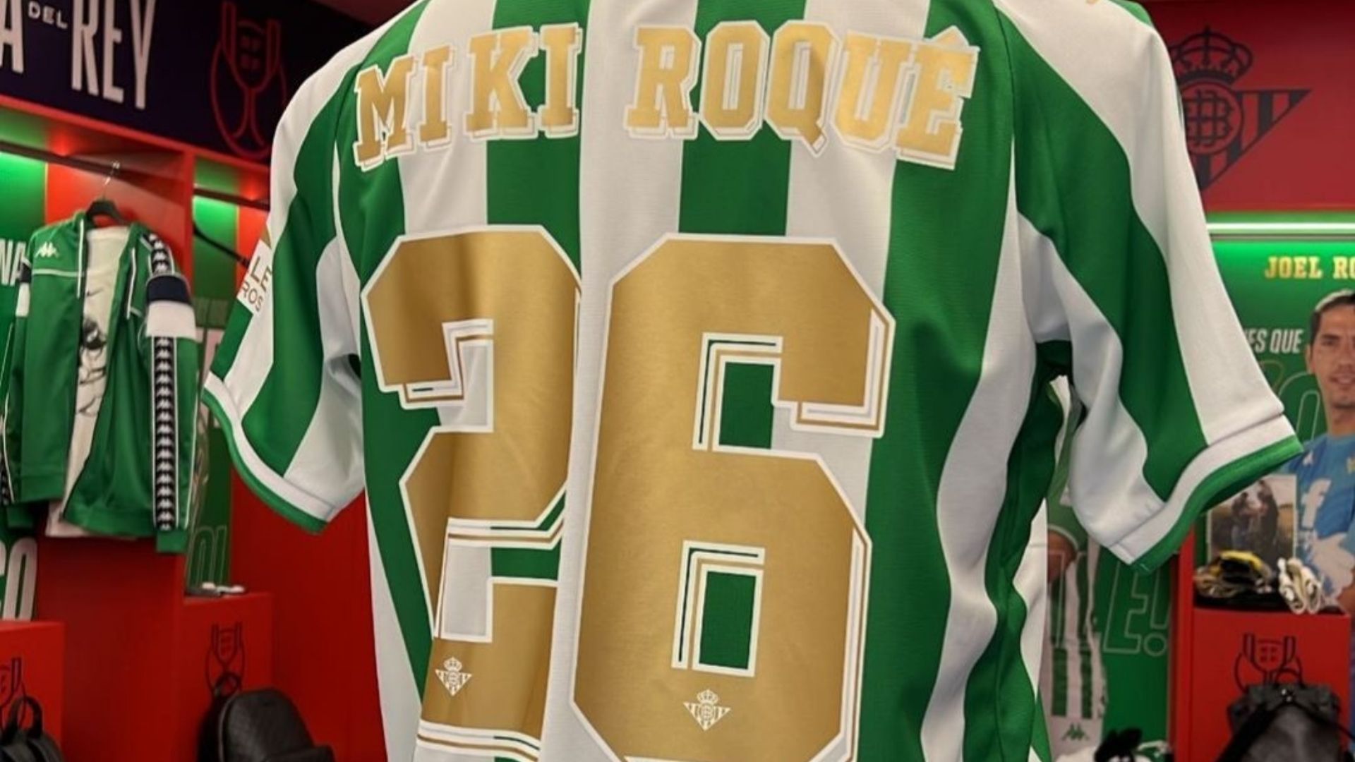 Miki Roqué final Copa del Rey 2022 Betis vestuario