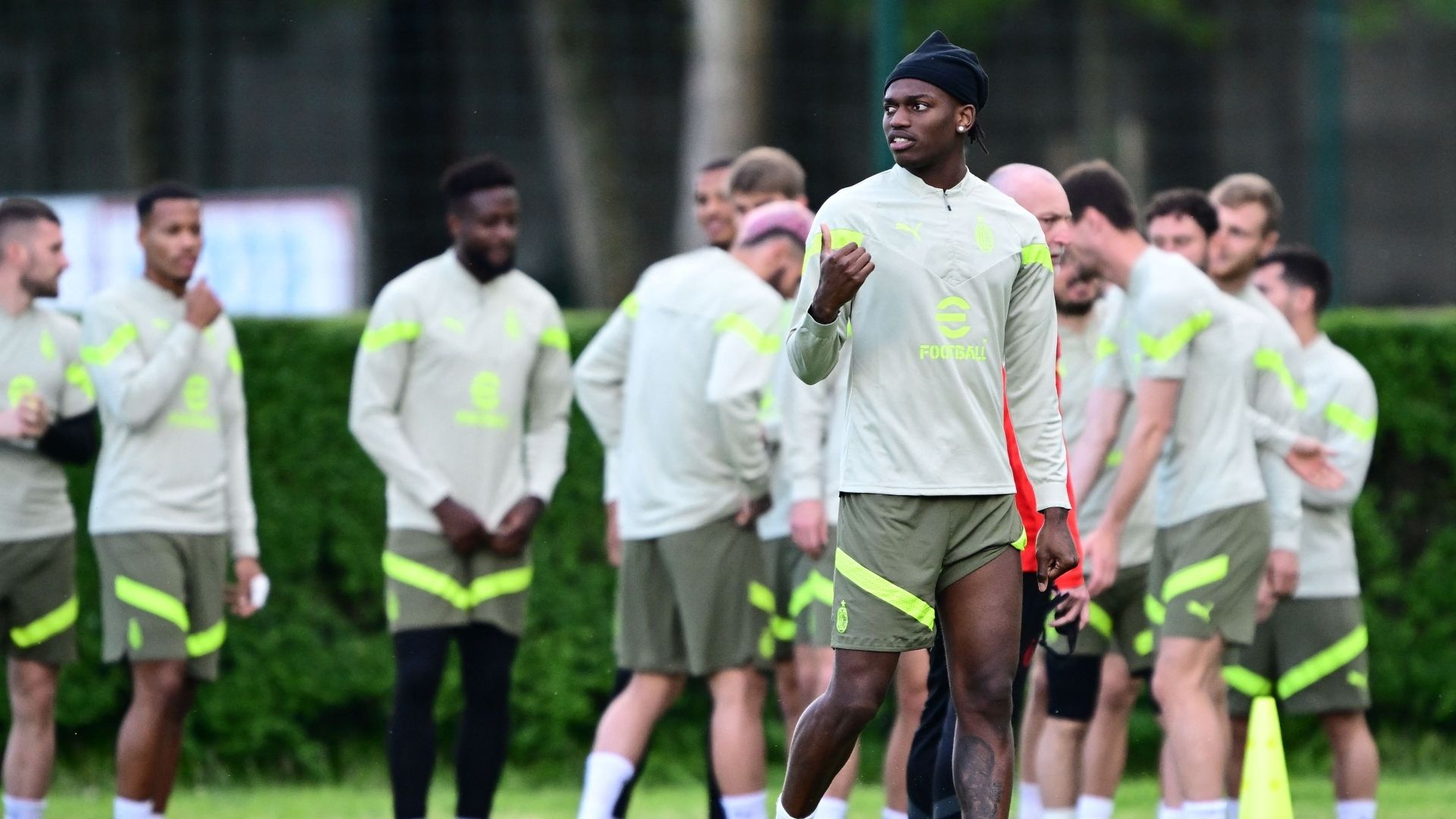 Leao allenamento Milan