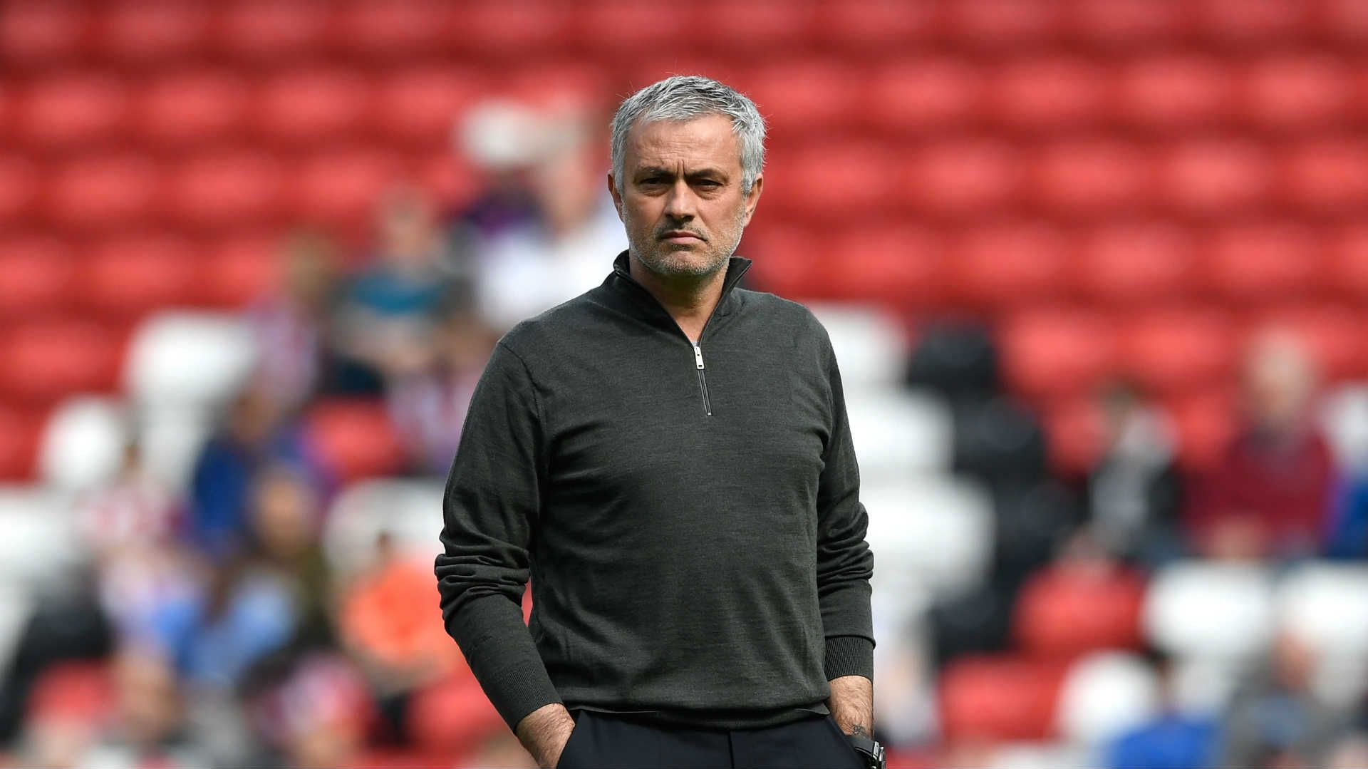 2017-04-15-manu-mou