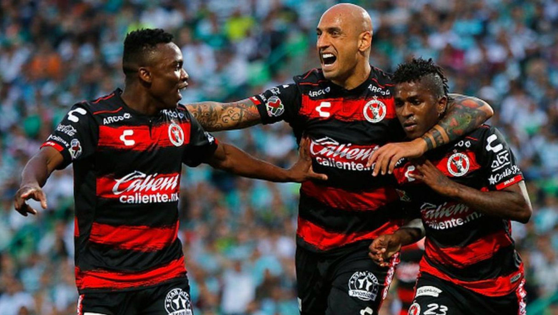 Xolos Tijuana Fabián Castillo Ariel Nahuelpán Miller Bolaños 250219