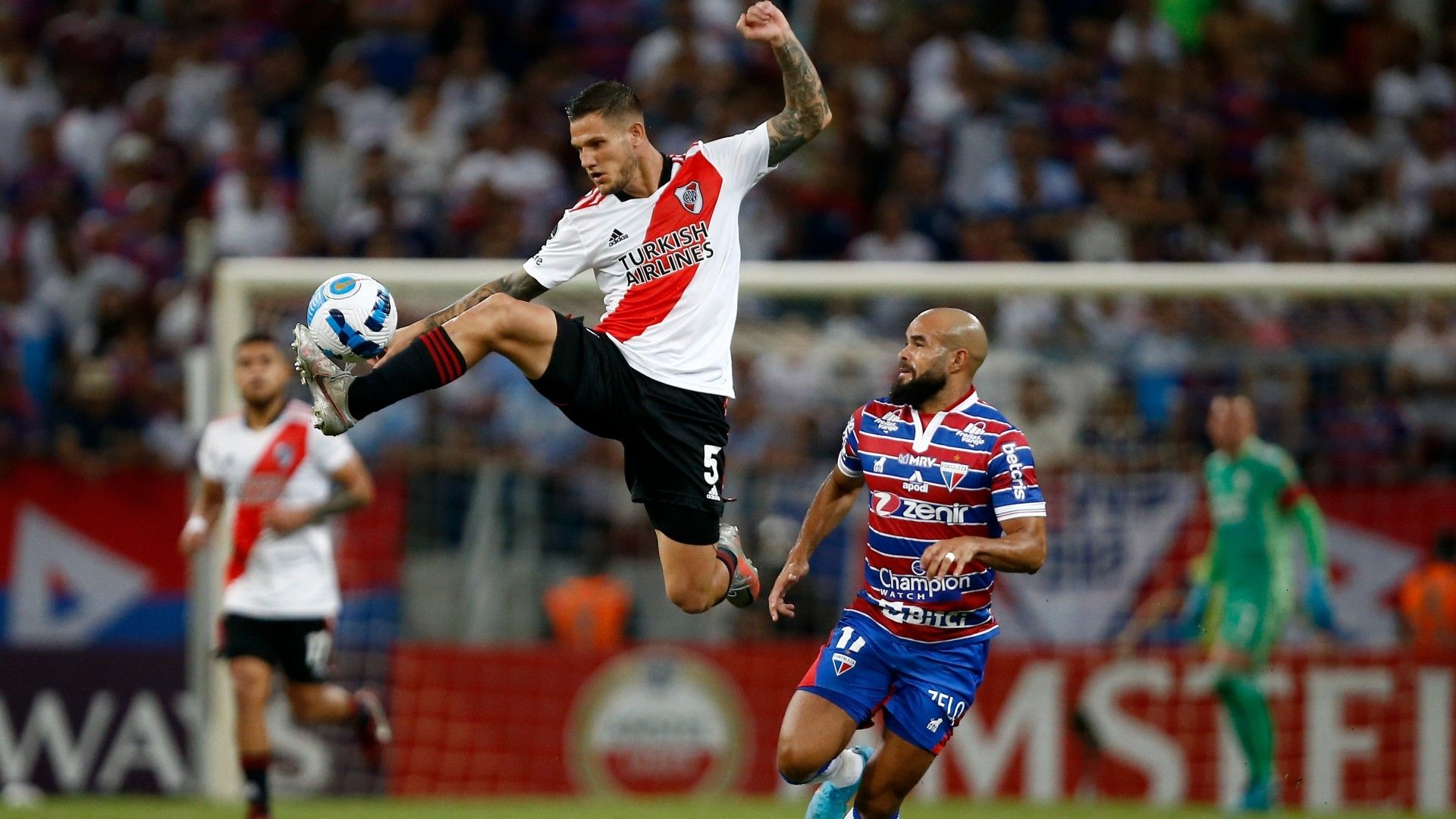 Bruno Zuculini Fortaleza River Plate Copa Libertadores 05052022