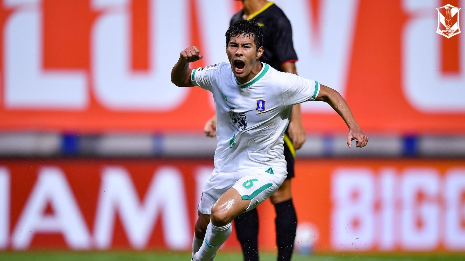 สารัช อยู่เย็น