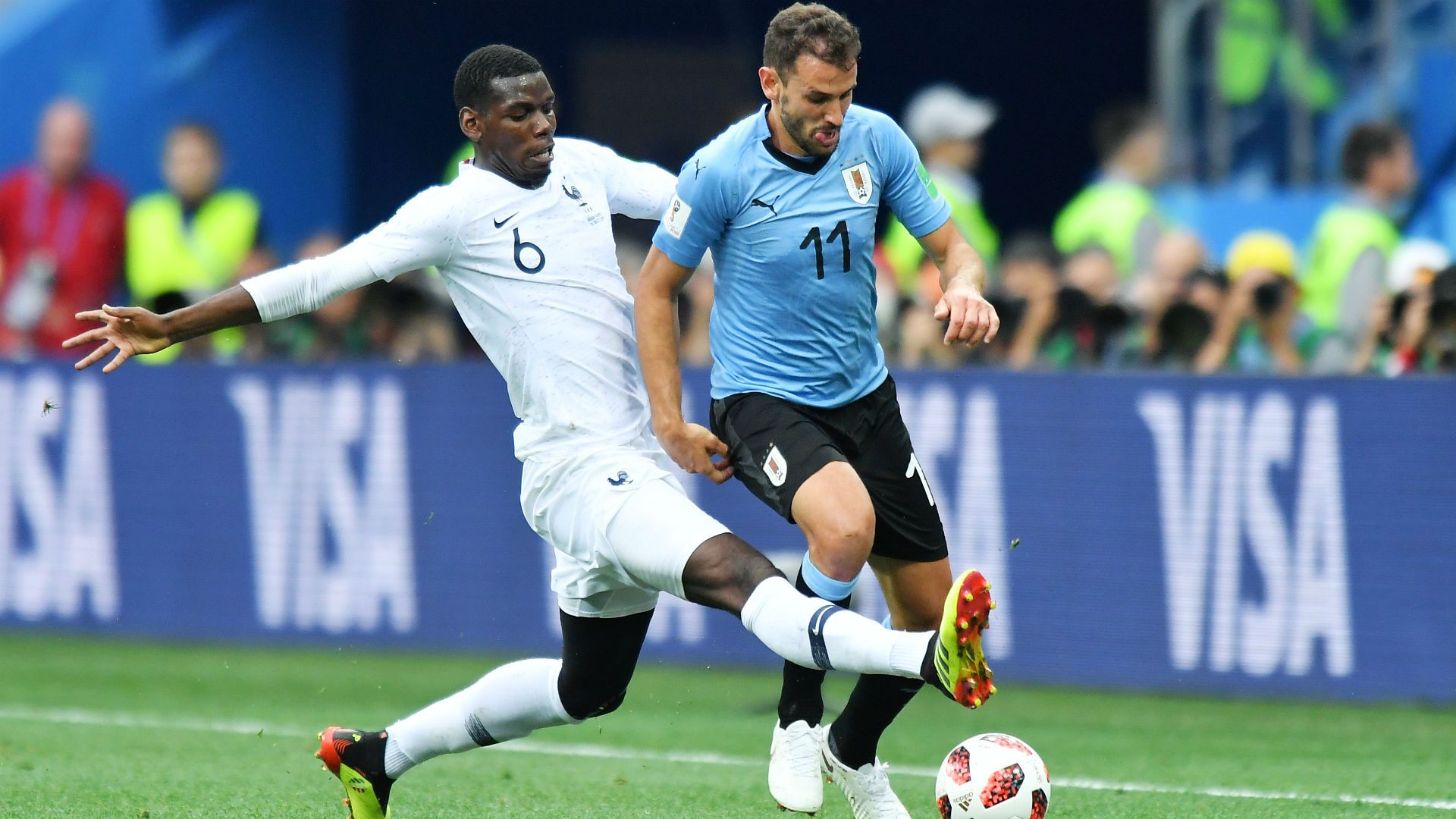 Cristian Stuani Paul Pogba Uruguay France World Cup 06072018