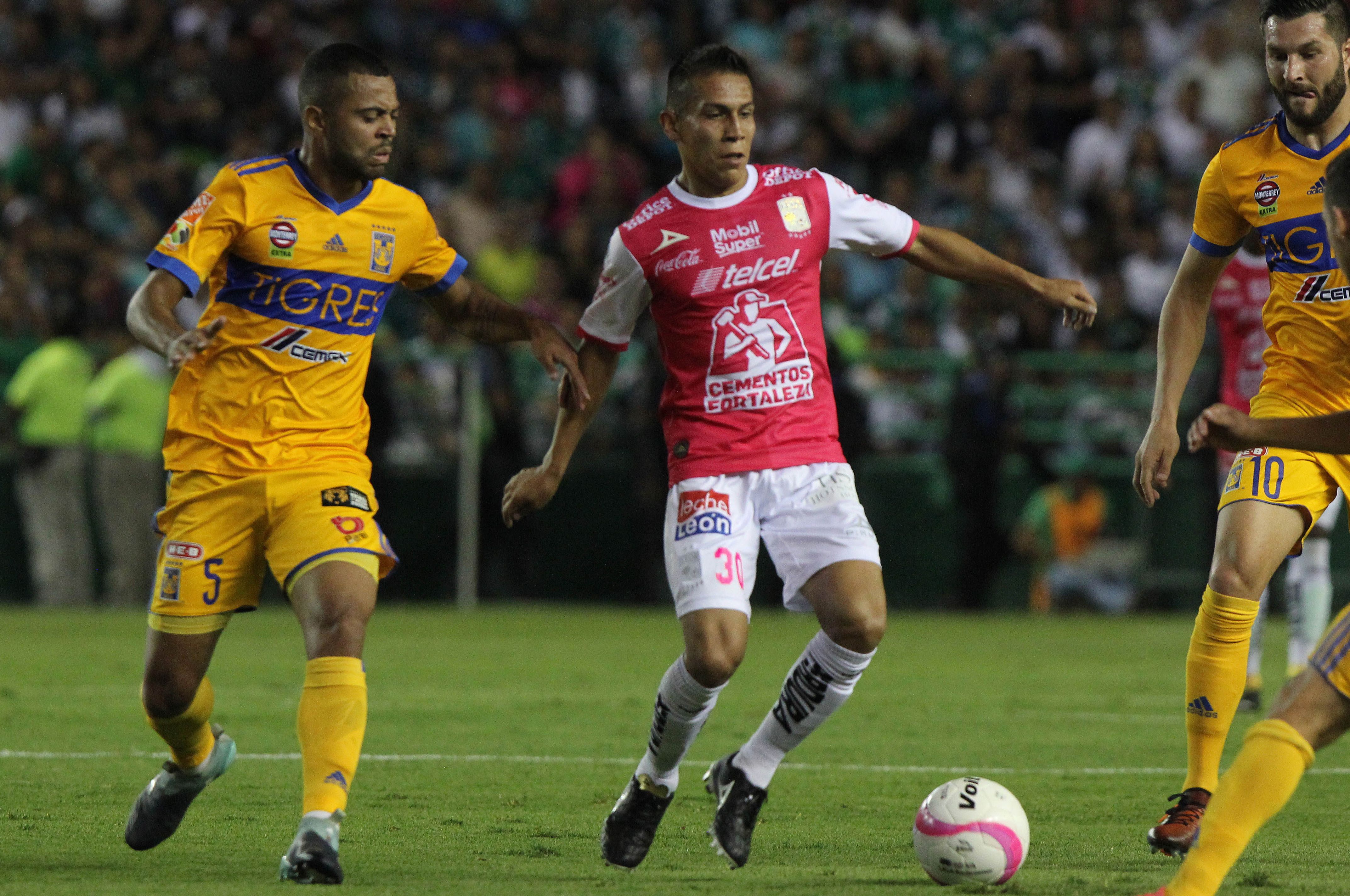 Jose Rodriguez, Club Leon