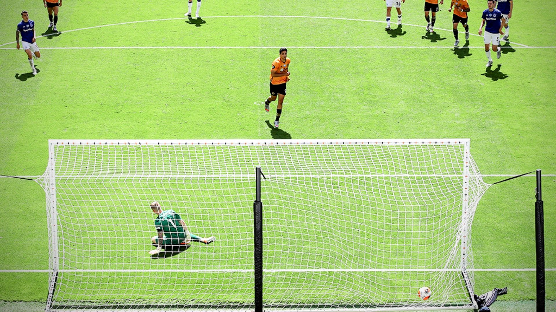 Raúl Jiménez penalti 2