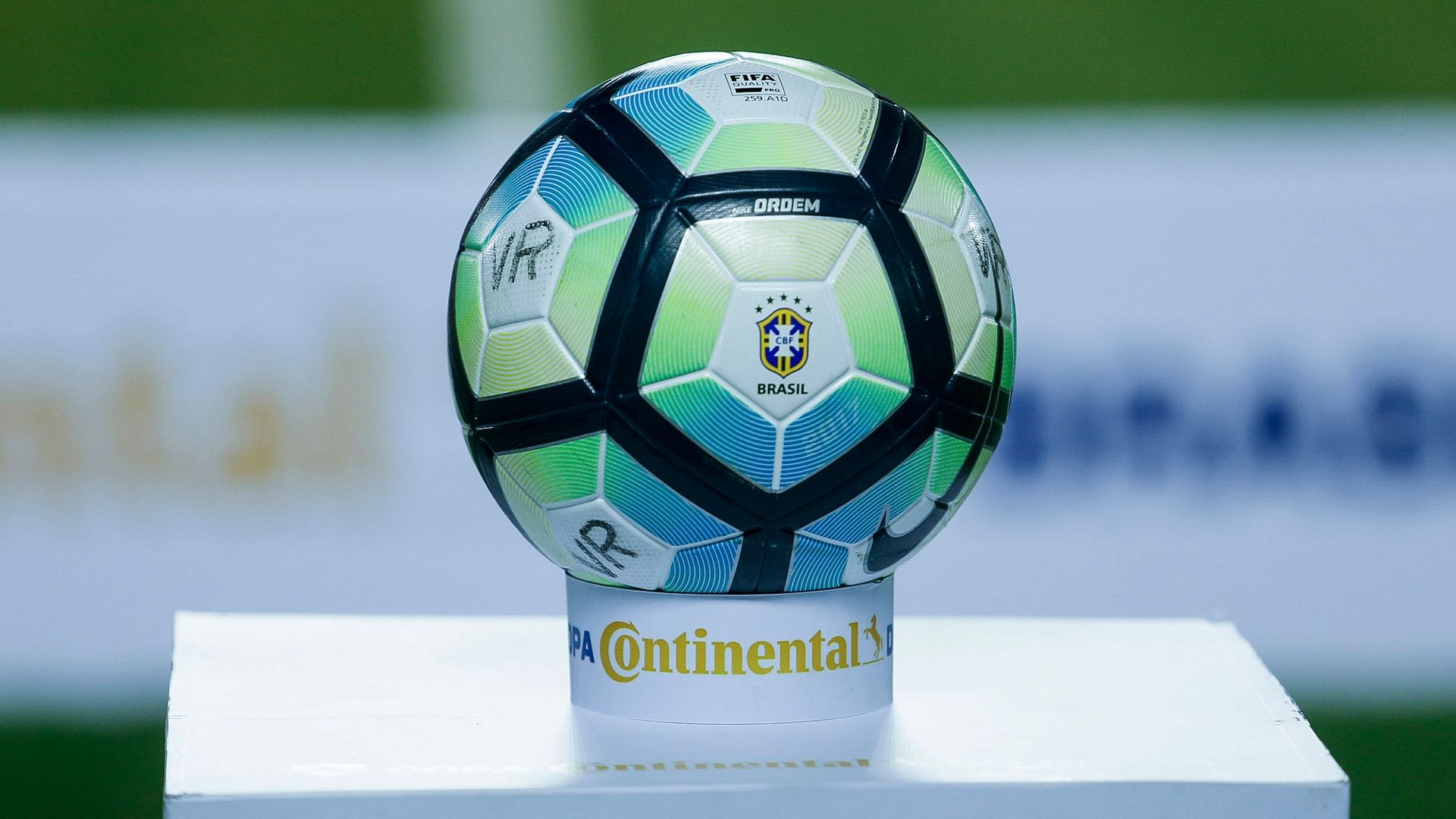 Bola CBF Copa do Brasil 15022017