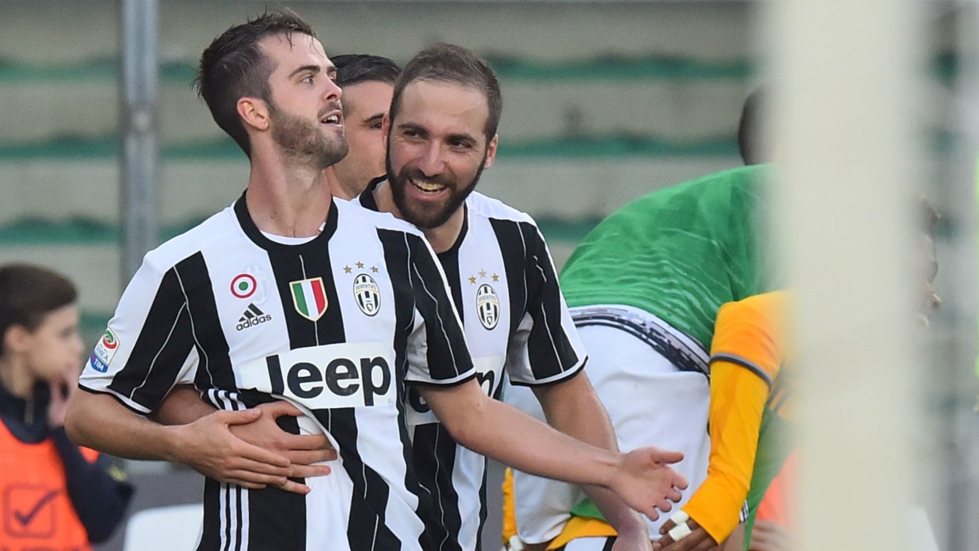 Pjanic Higuain Juventus Chievo