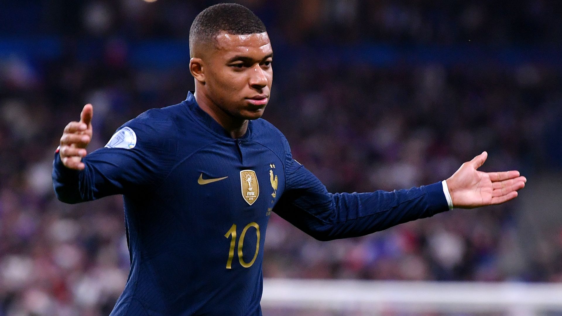 Kylian Mbappé Maillot bleu équipe de france