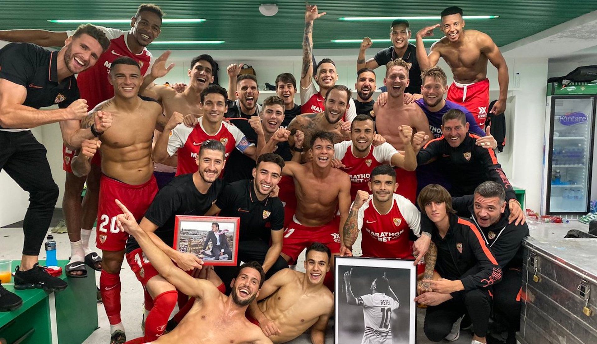 Betis Sevilla Puerta Reyes