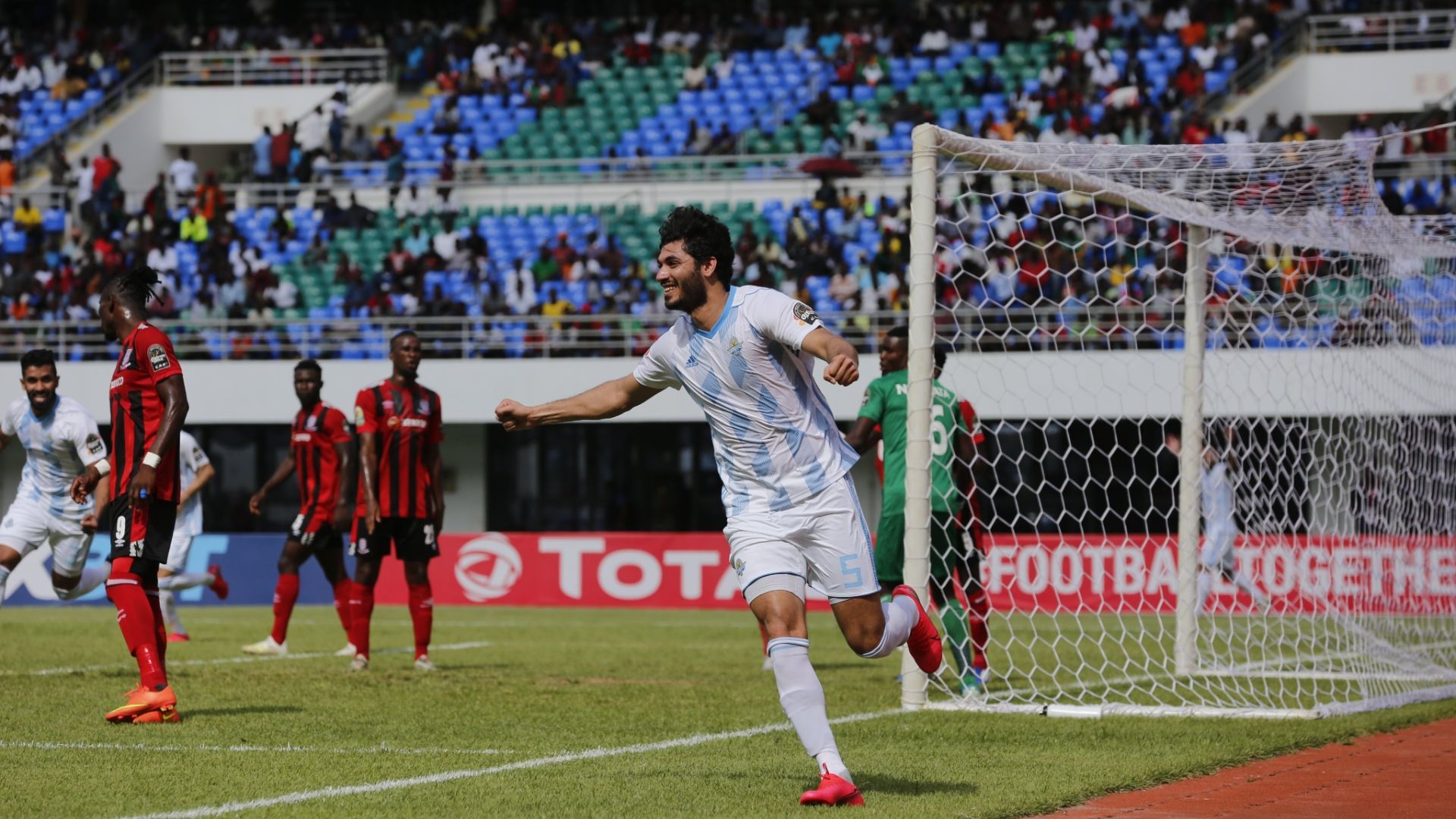 علي جبر - بيراميدز - زاناكو