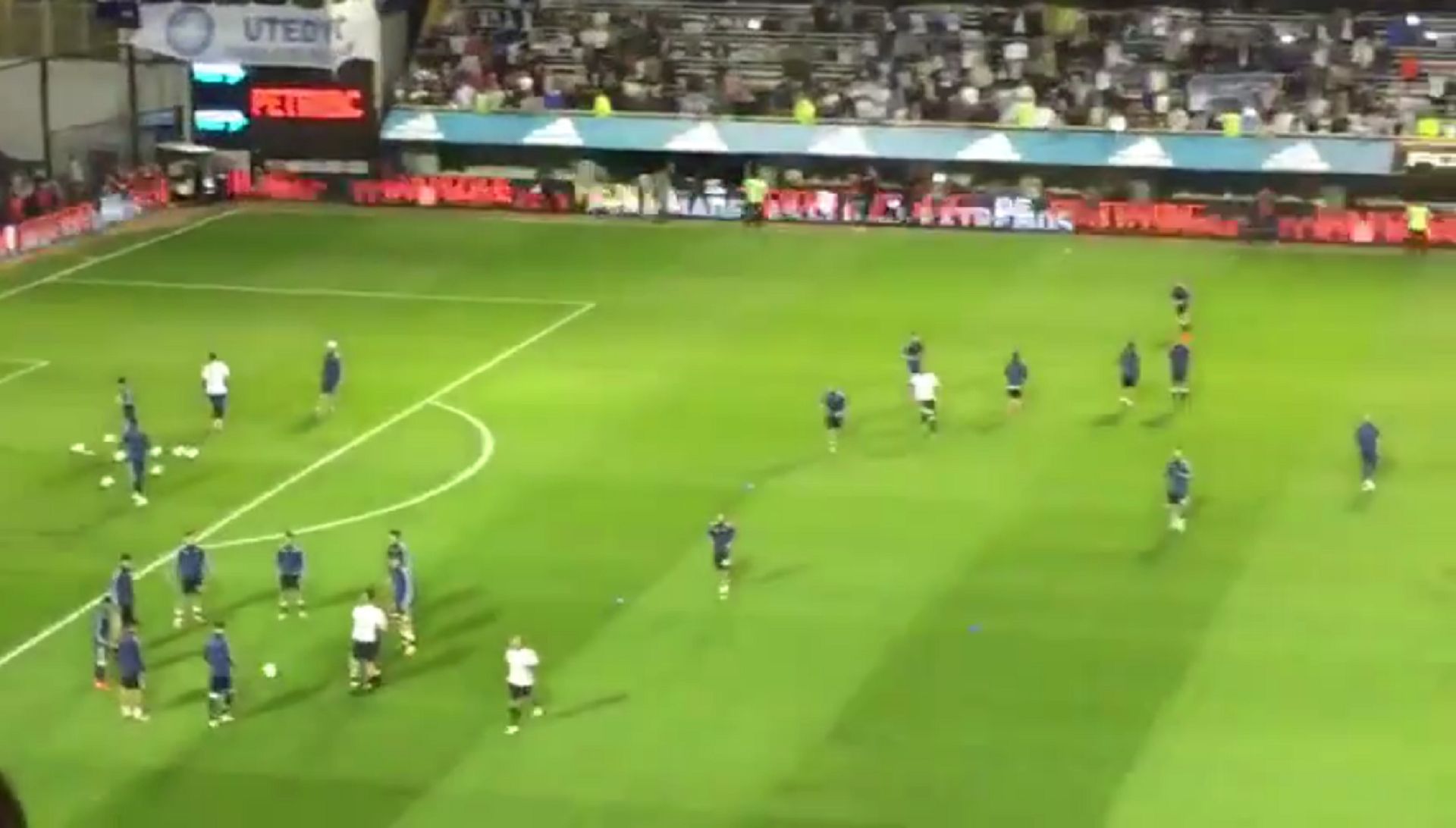 Argentina Peru Benedetto Ovacion Video