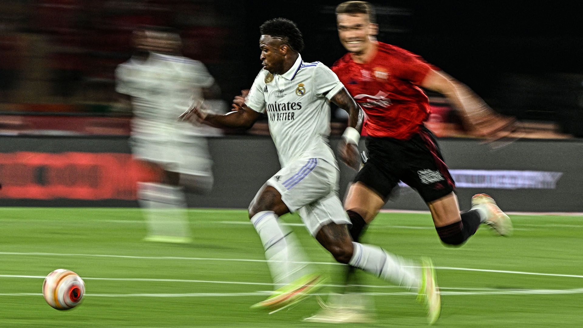 Vinicius Junior dribble Real Madrid Copa del Rey 2022-2