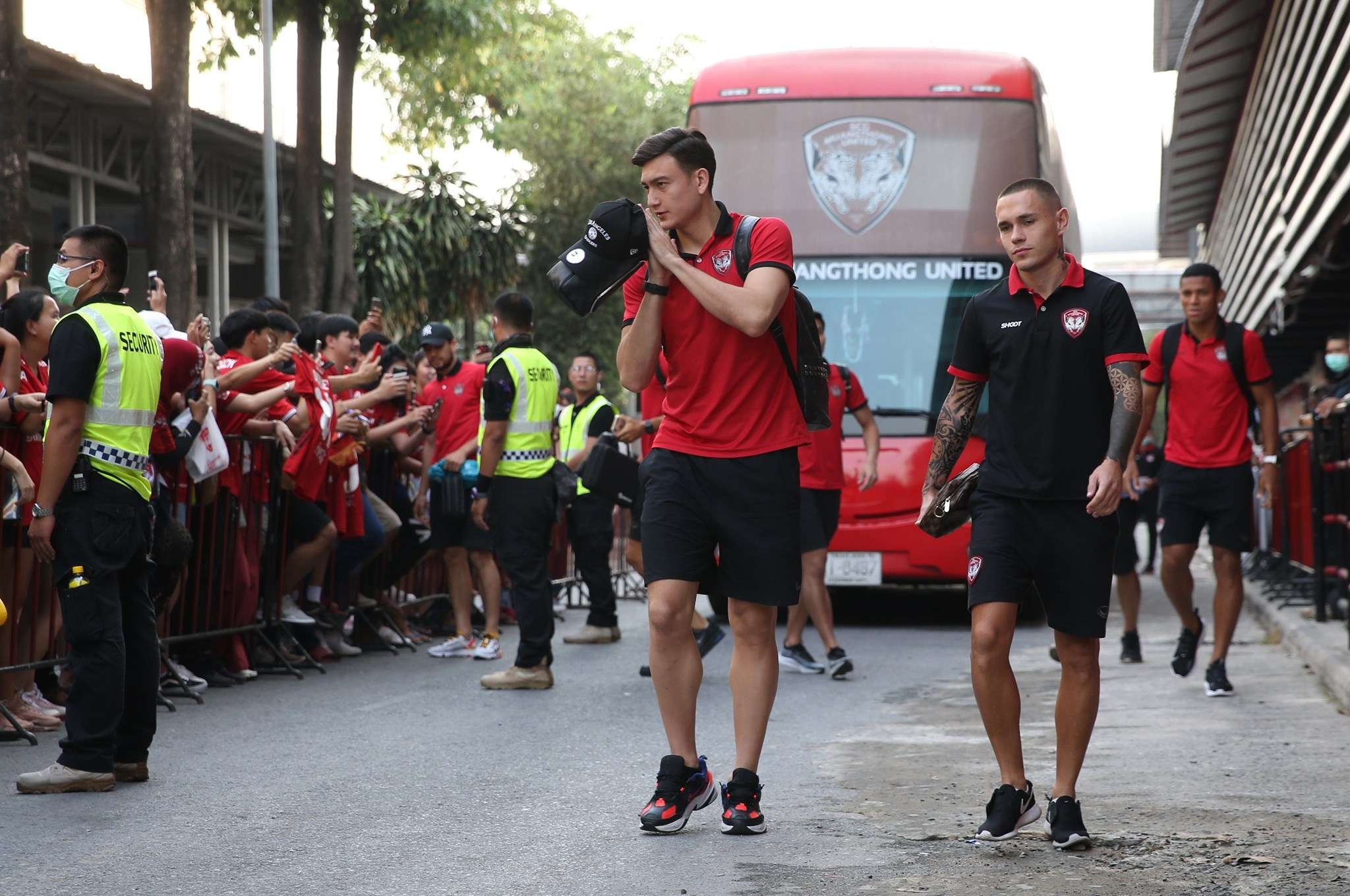 Dang Van Lam Muangthong United