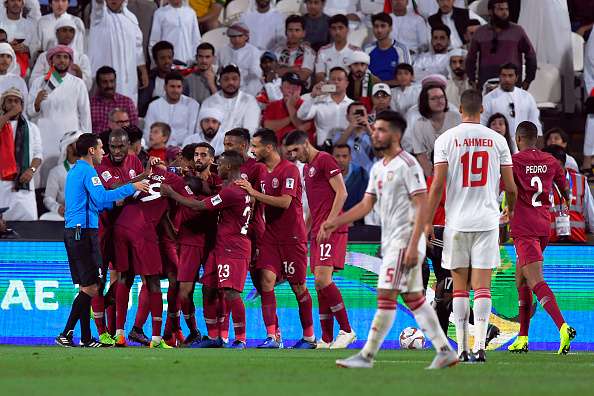 الإمارات - قطر